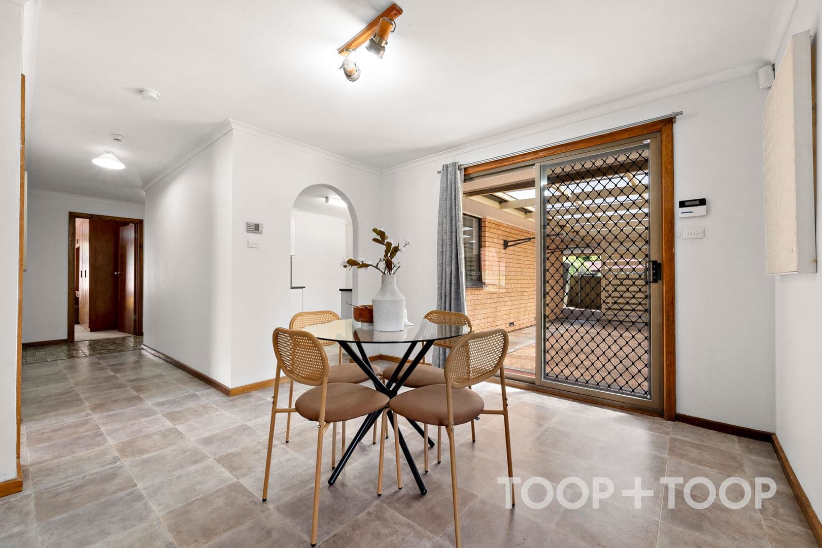 46 Tindall Crescent, Sheidow Park SA 5158, Sheidow Park - Thumbnail 7