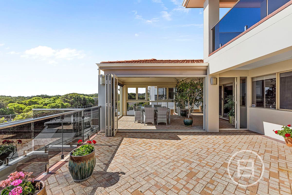 118 Oceanside Promenade, MULLALOO, WA, Mullaloo - Thumbnail 3