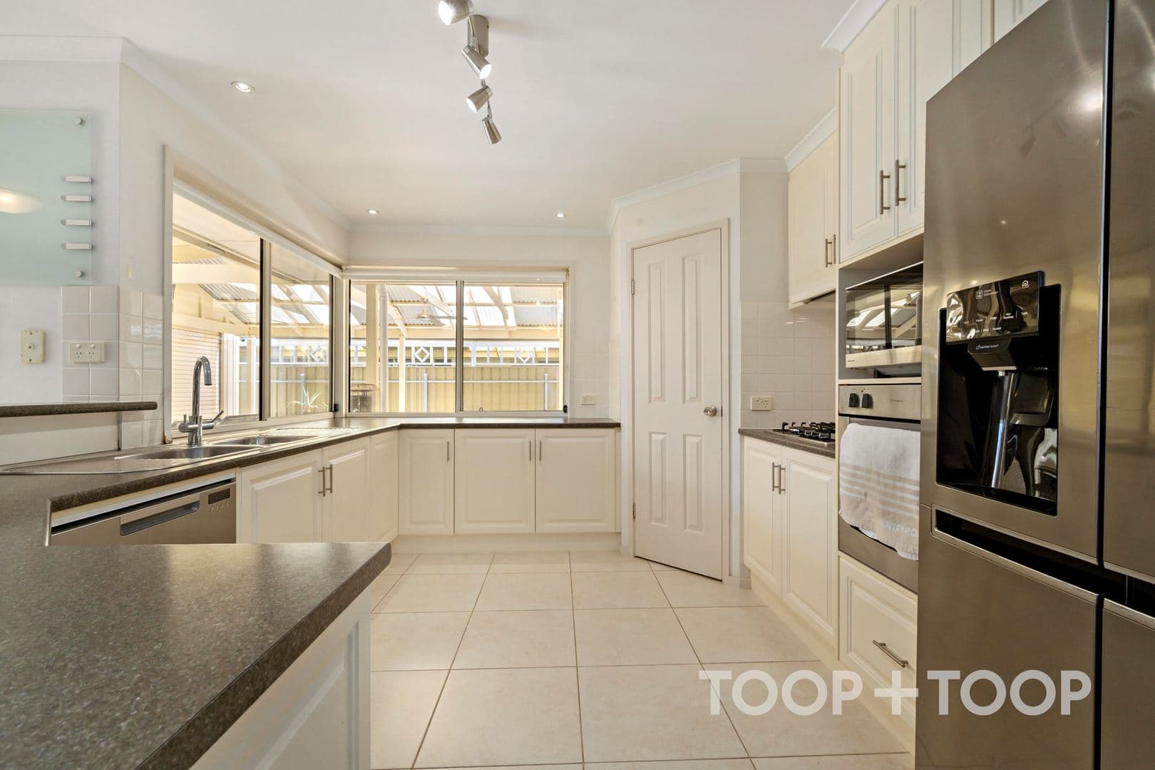 18 Discovery Way, Andrews Farm SA 5114, Andrews Farm - Thumbnail 3