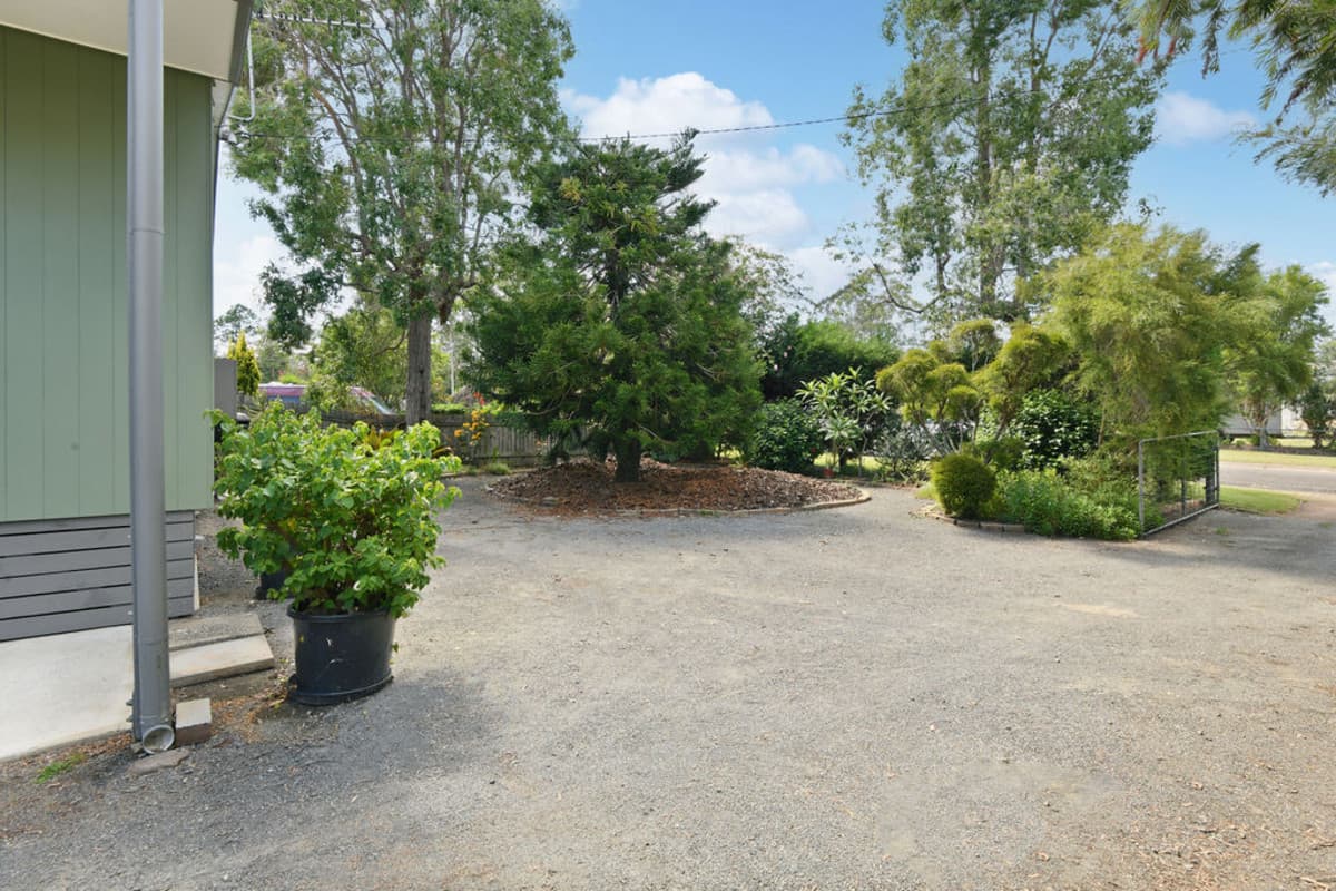 10 Miller Street, Blackbutt QLD 4314, Blackbutt - Thumbnail 2