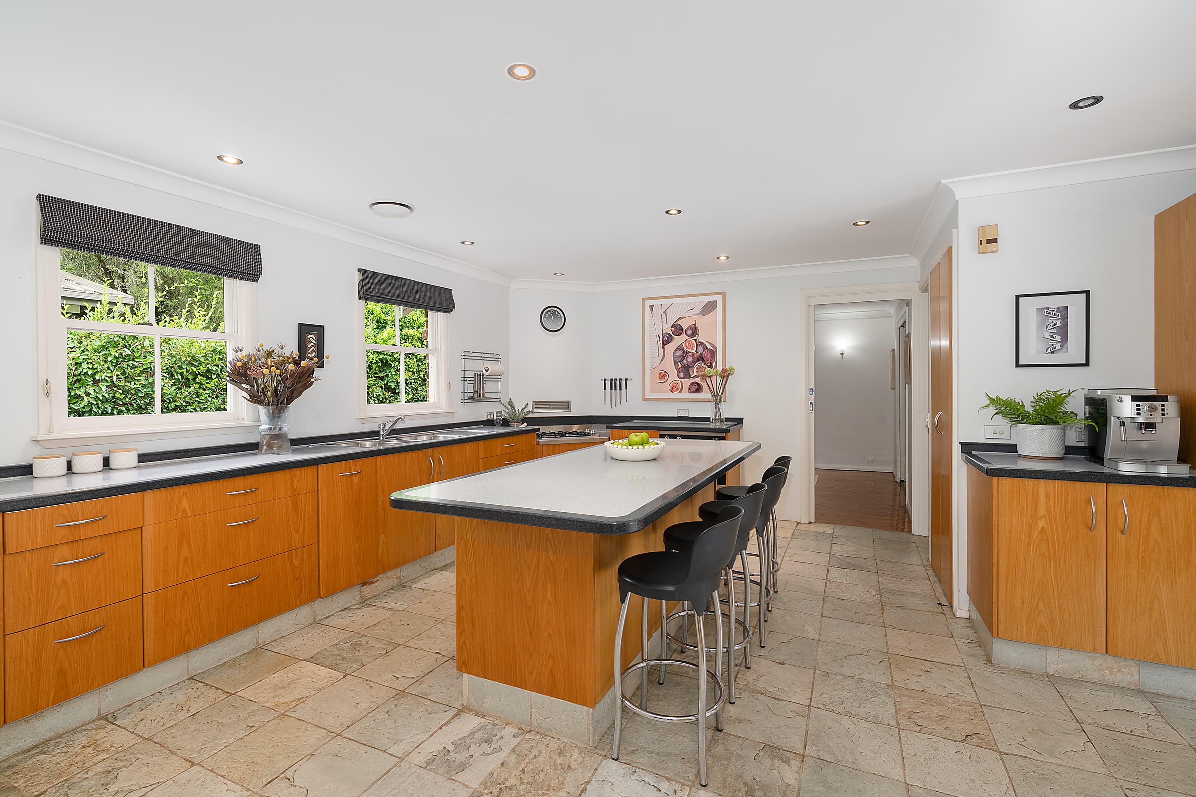 137 Merrivale Lane, Turramurra, NSW, 2074, Turramurra - Thumbnail 4