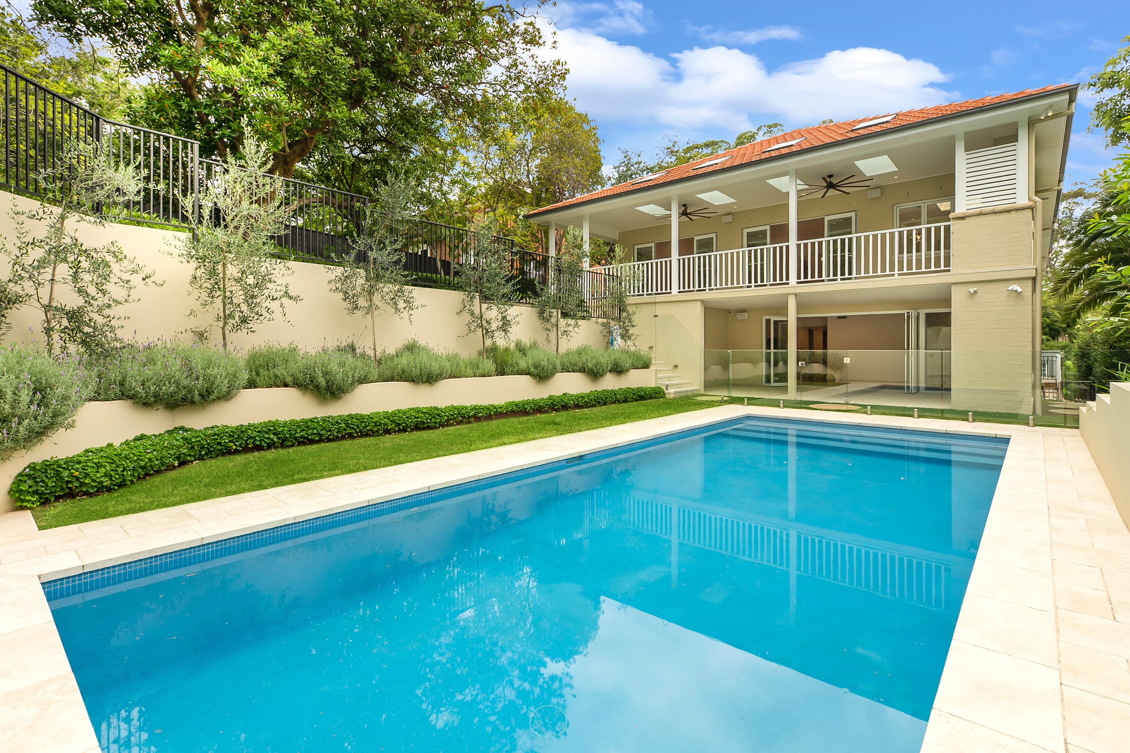 4 Crescent Close, Warrawee, NSW, 2074, Warrawee - Thumbnail 2