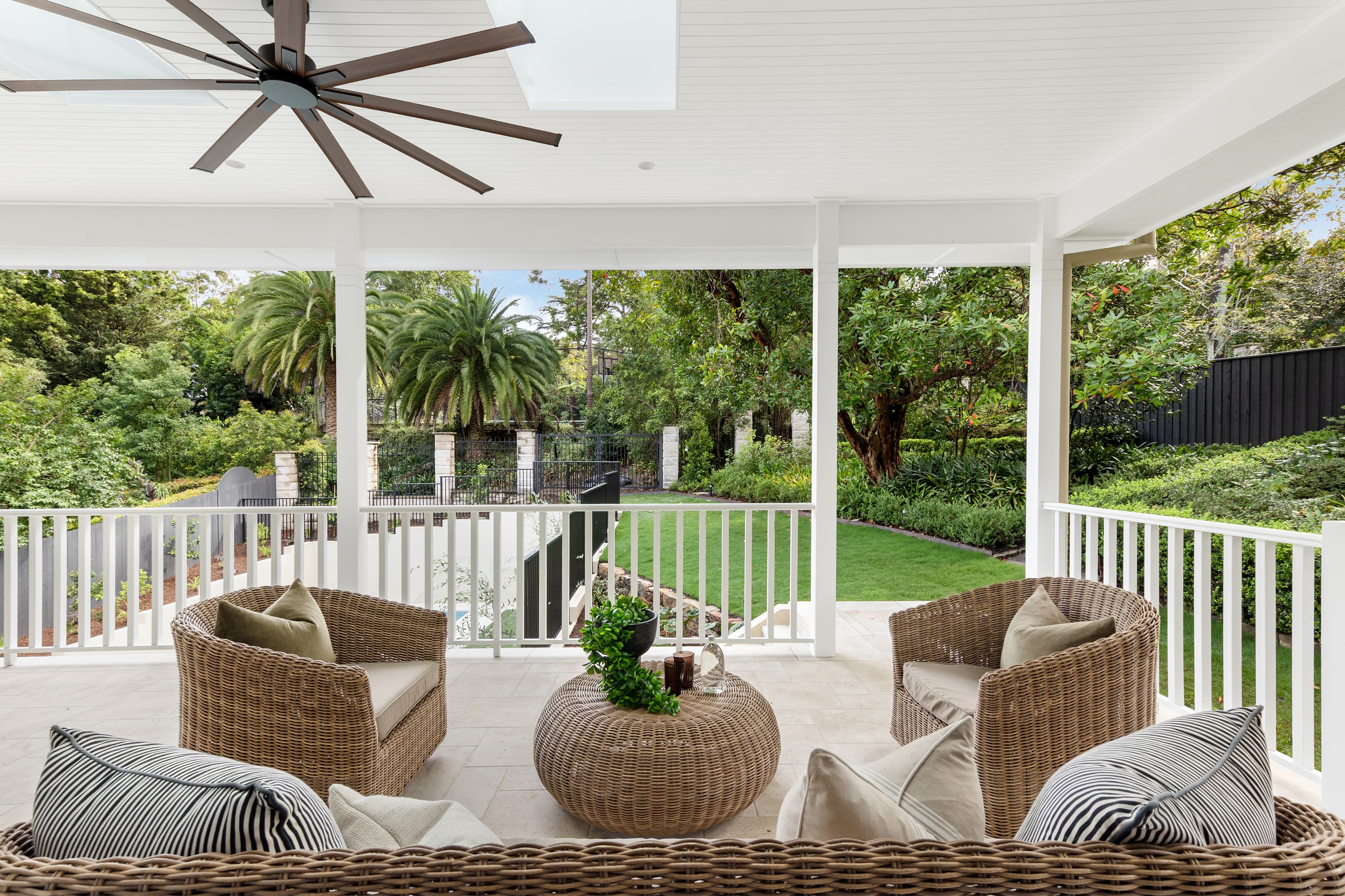 4 Crescent Close, Warrawee, NSW, 2074, Warrawee - Thumbnail 3