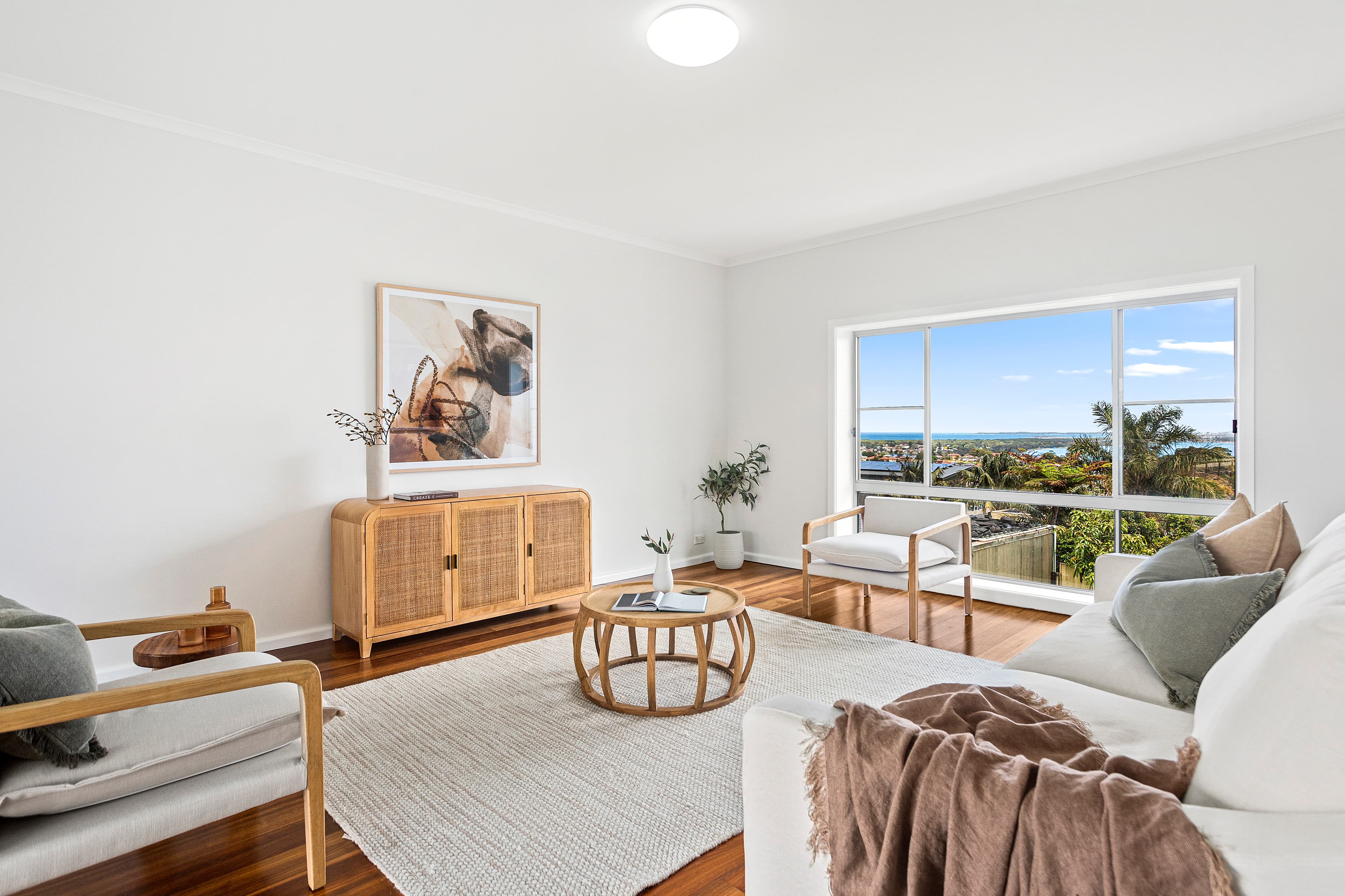 223 Flagstaff Road, Lake Heights, NSW, 2502, Lake Heights - Thumbnail 3