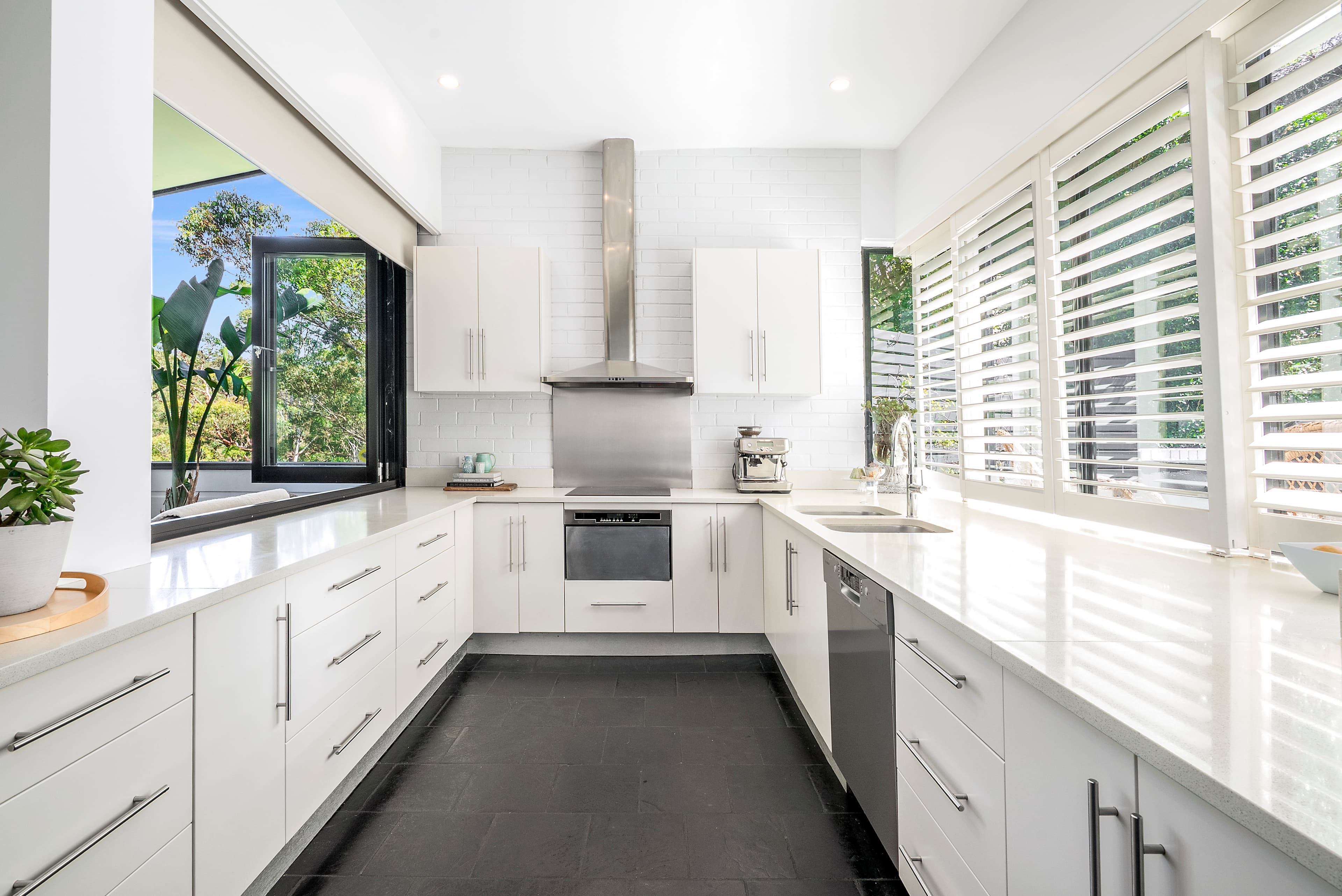 7 Ravenhill Road, Turramurra, NSW, 2074, Turramurra - Thumbnail 4