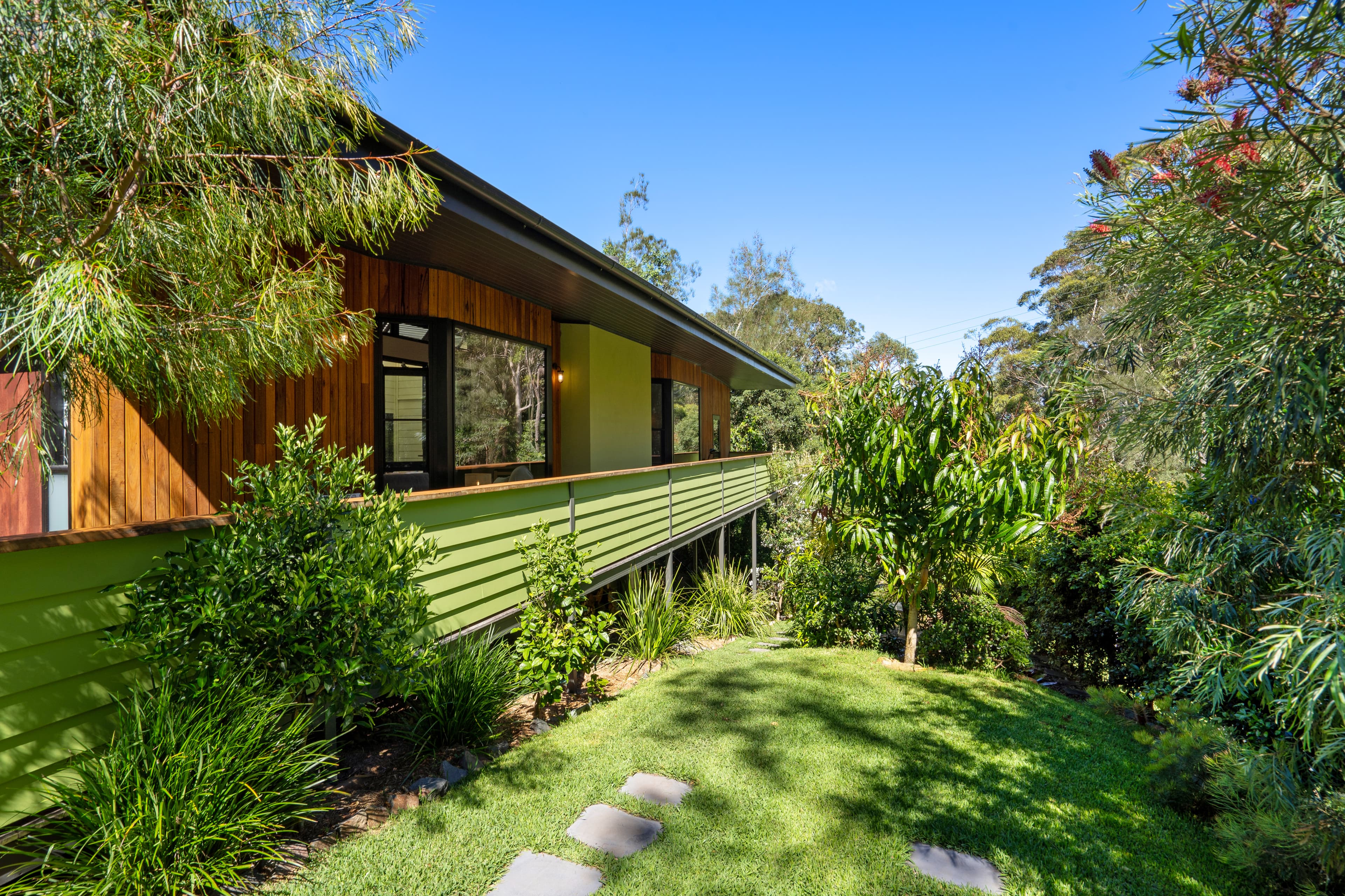 1 The Lakes Way, Elizabeth Beach, NSW, 2428, Elizabeth Beach - Thumbnail 3