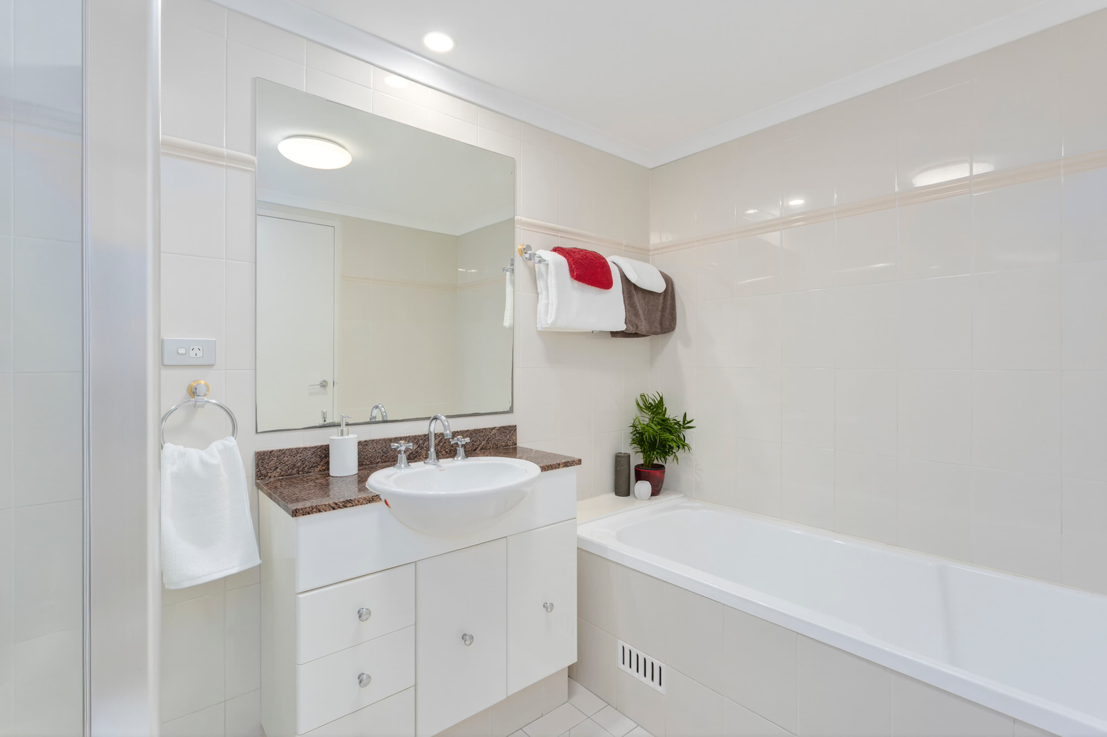 52/121-133 Pacific Highway, Hornsby, NSW, 2077, Hornsby - Thumbnail 5