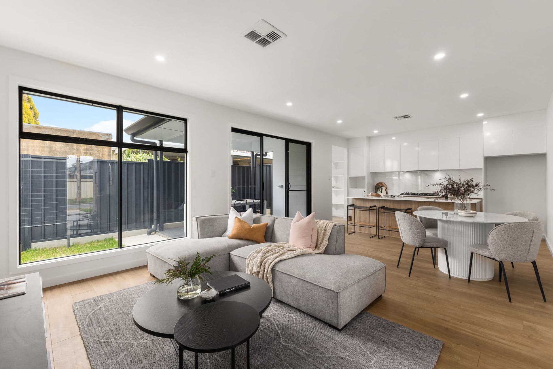 22A Blyth Street, Clearview - Thumbnail 4