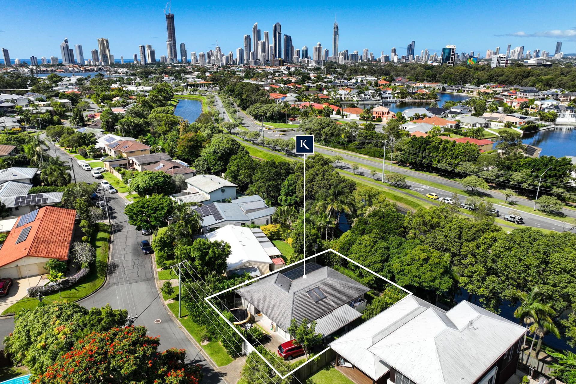 38 Wistaria Avenue, Southport, QLD, 4215, Southport - Thumbnail 2