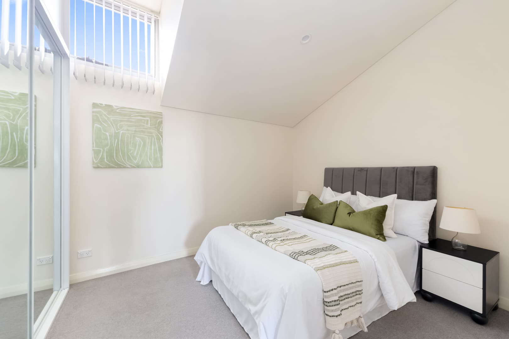 39/2A Duke Street, Kensington, Kensington - Thumbnail 2