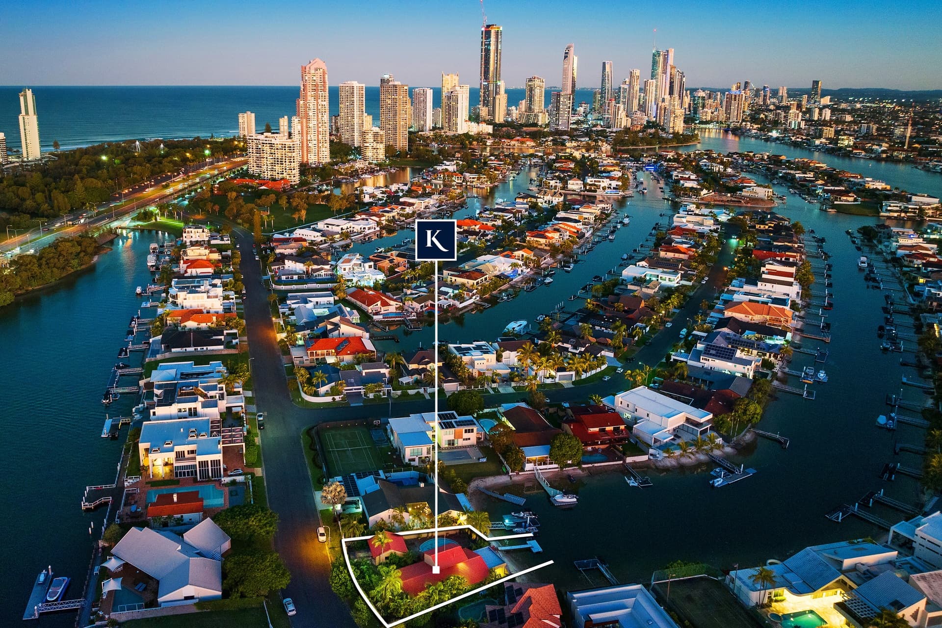 2/174 Old South Head Road, Bellevue Hill, Surfers Paradise - Image 1