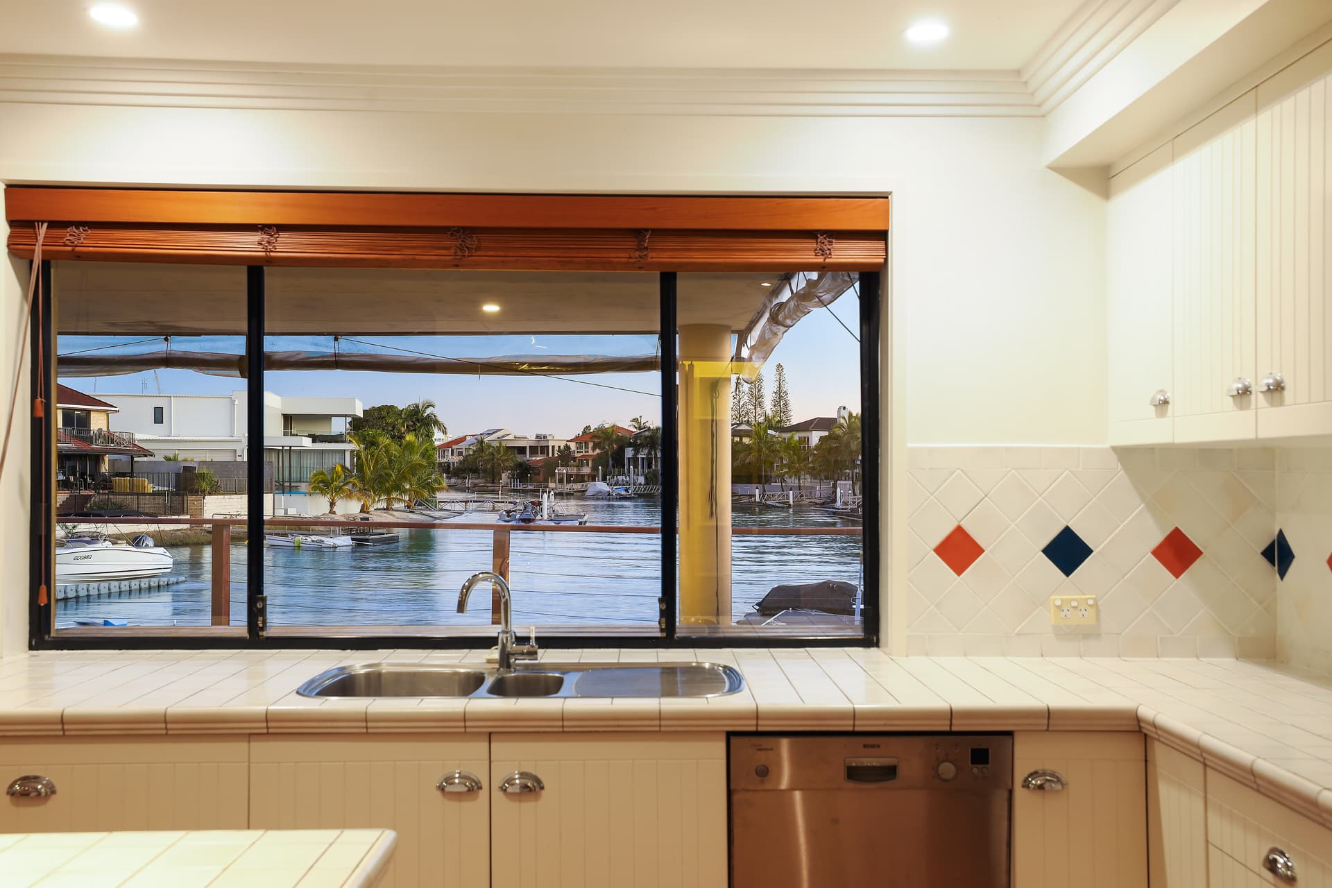 2/174 Old South Head Road, Bellevue Hill, Surfers Paradise - Thumbnail 4