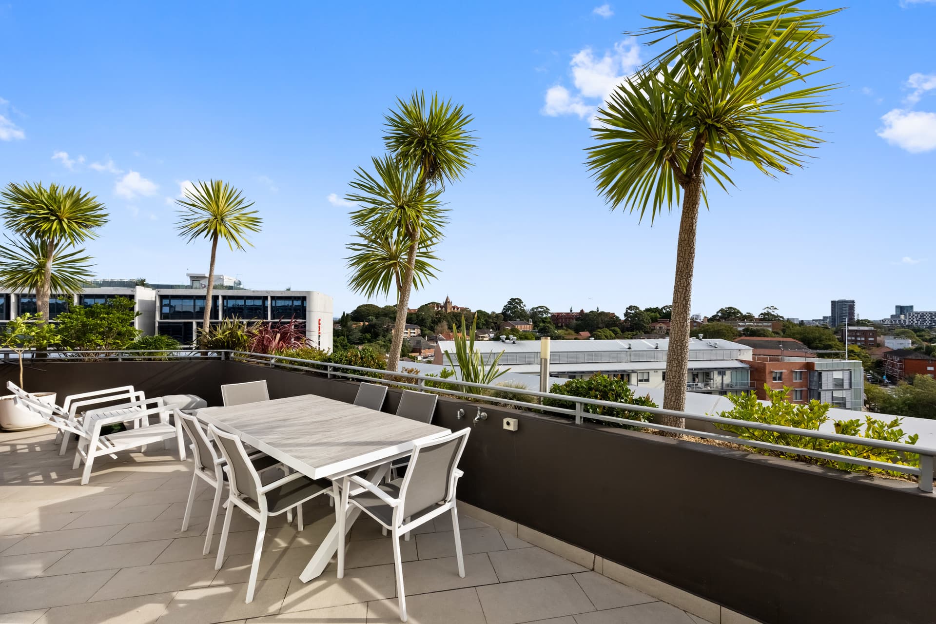 802B/260 Anzac Parade, Kensington, Kensington - Image 1