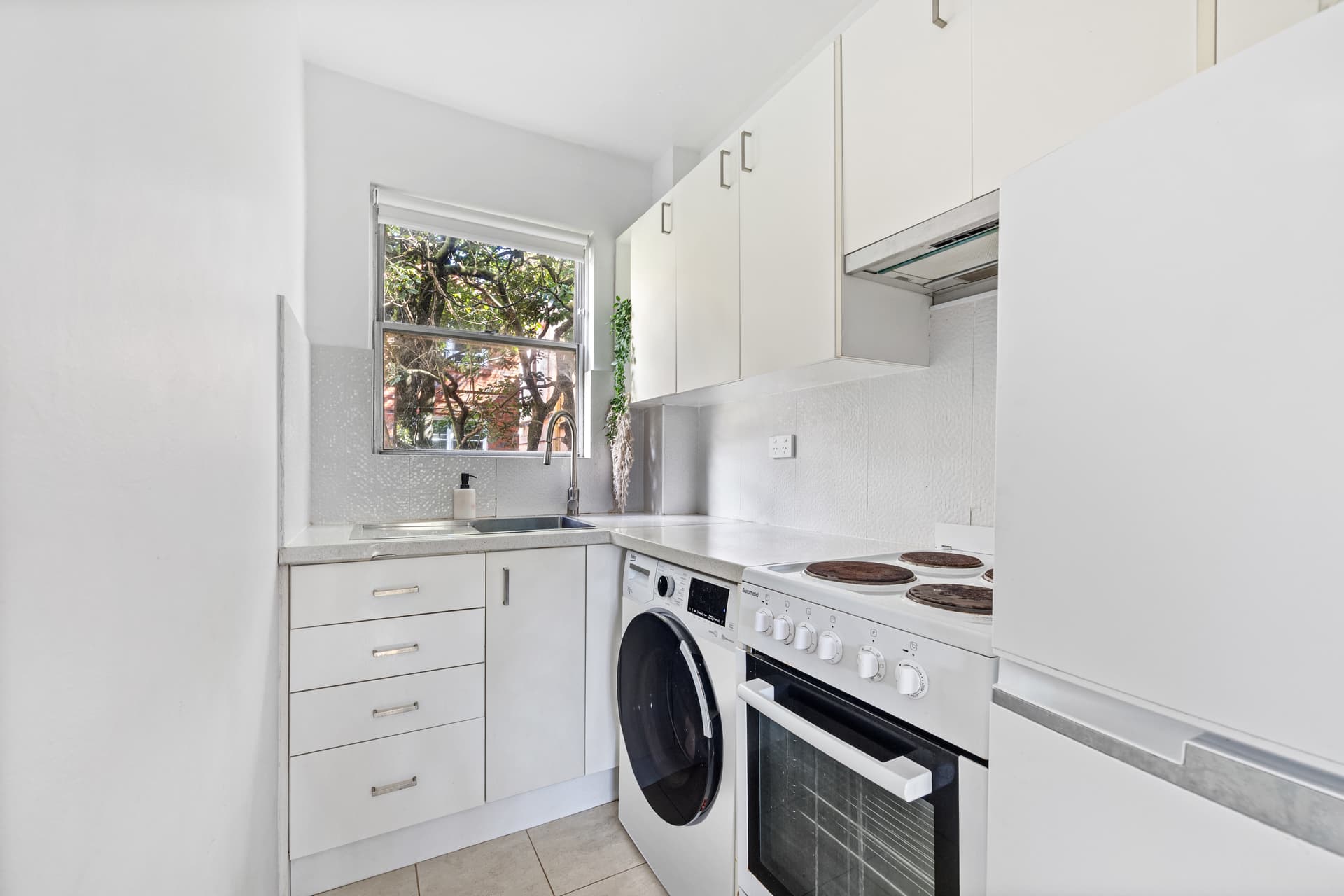 401/72-96 Henrietta  Street, Waverley, Waverley - Thumbnail 3