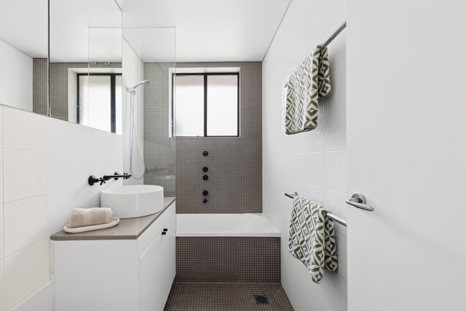 5/71 Penkivil Street, Bondi, Bondi - Thumbnail 3
