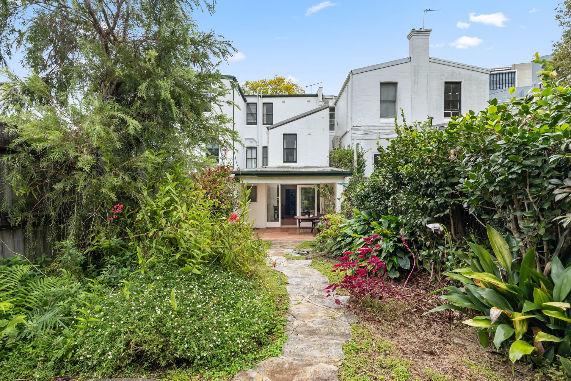 21 West  Street, Paddington, Paddington - Thumbnail 2