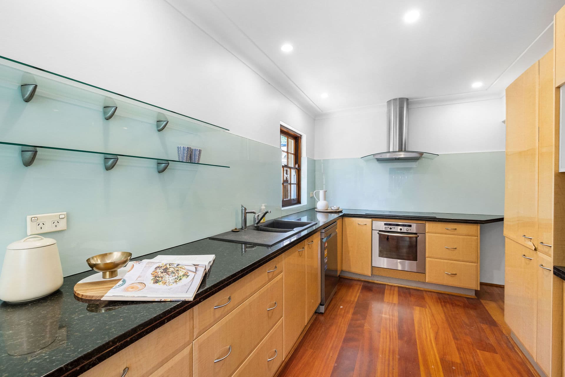 8 Tyrwhitt Street, Maroubra, Maroubra - Thumbnail 2