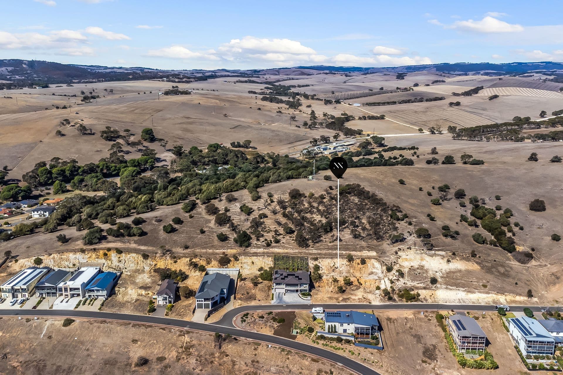 8 Cherry Hills Crescent, Normanville - Thumbnail 8