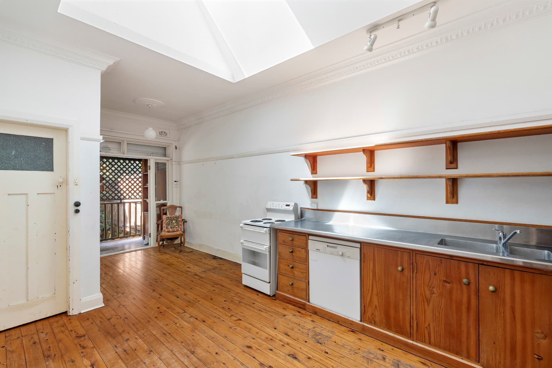 24 Hastings Parade, North Bondi, North Bondi - Image 1