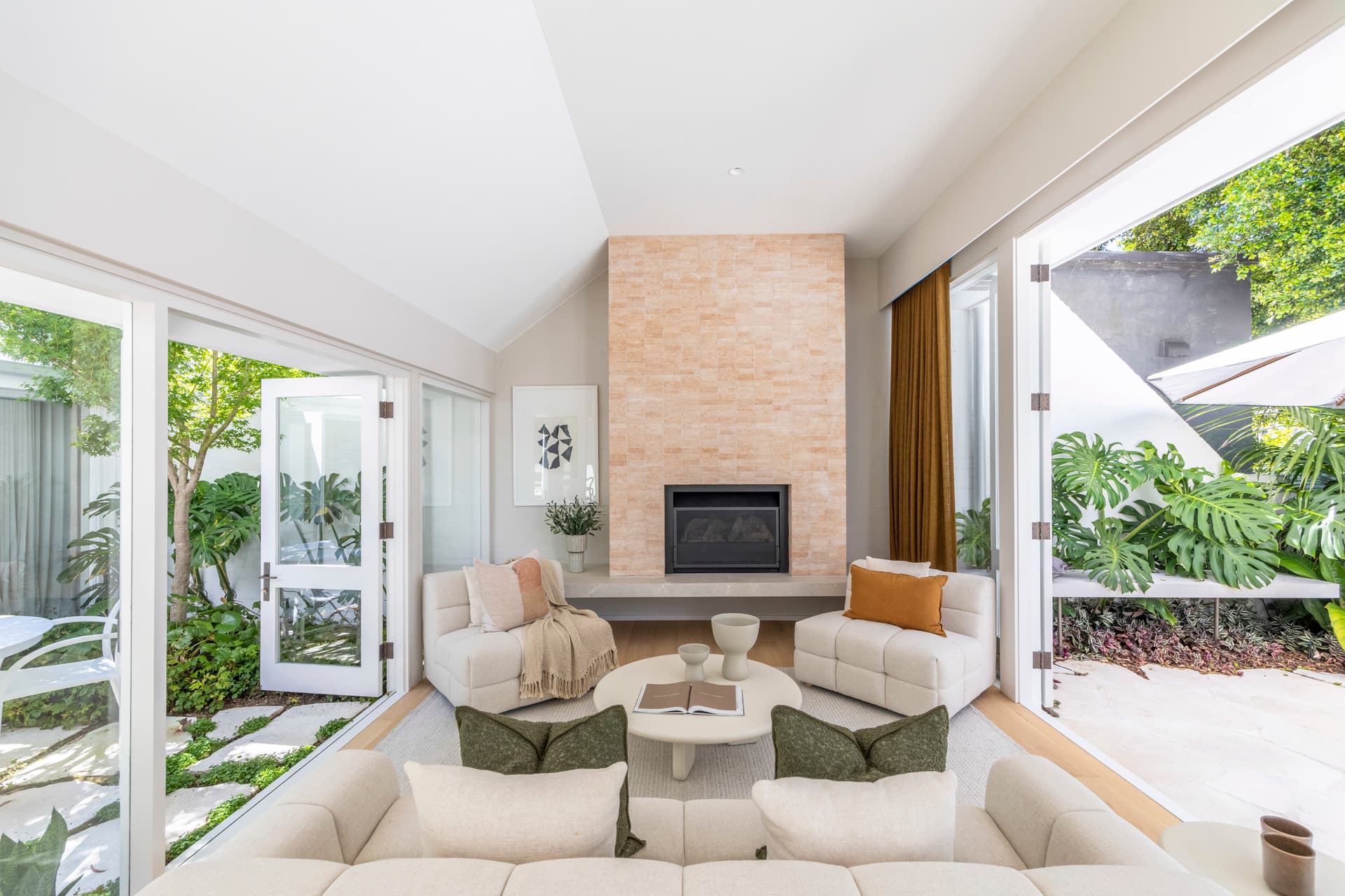54 Caledonia Street, Paddington, Paddington - Thumbnail 2