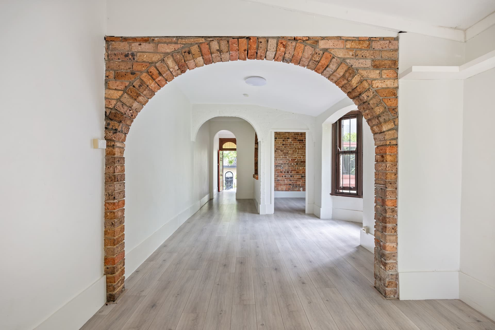 60 Underwood Street, Paddington, Paddington - Thumbnail 2