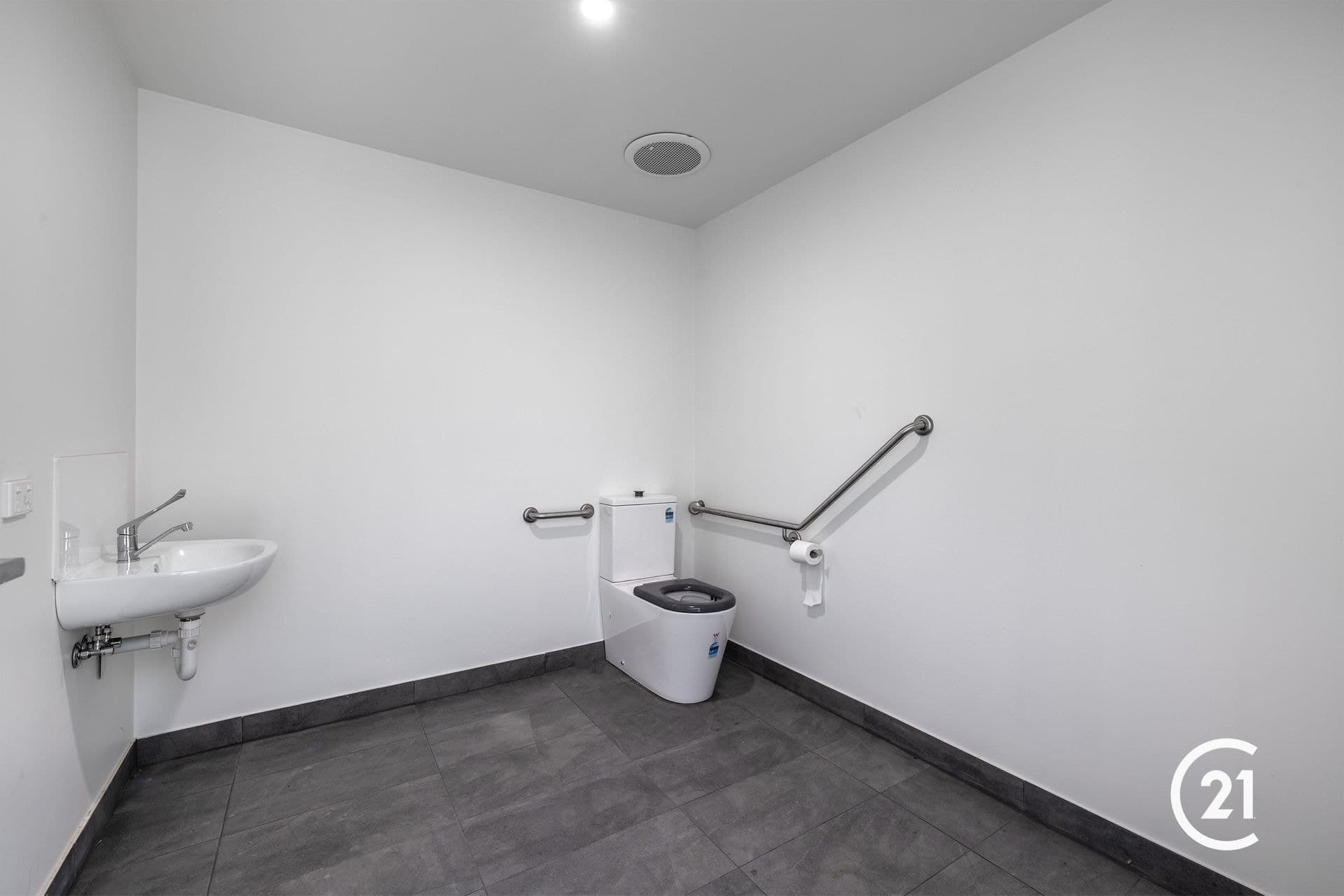 1-9/23 Denmark Road, Echuca, VIC, 3564, Echuca - Thumbnail 6