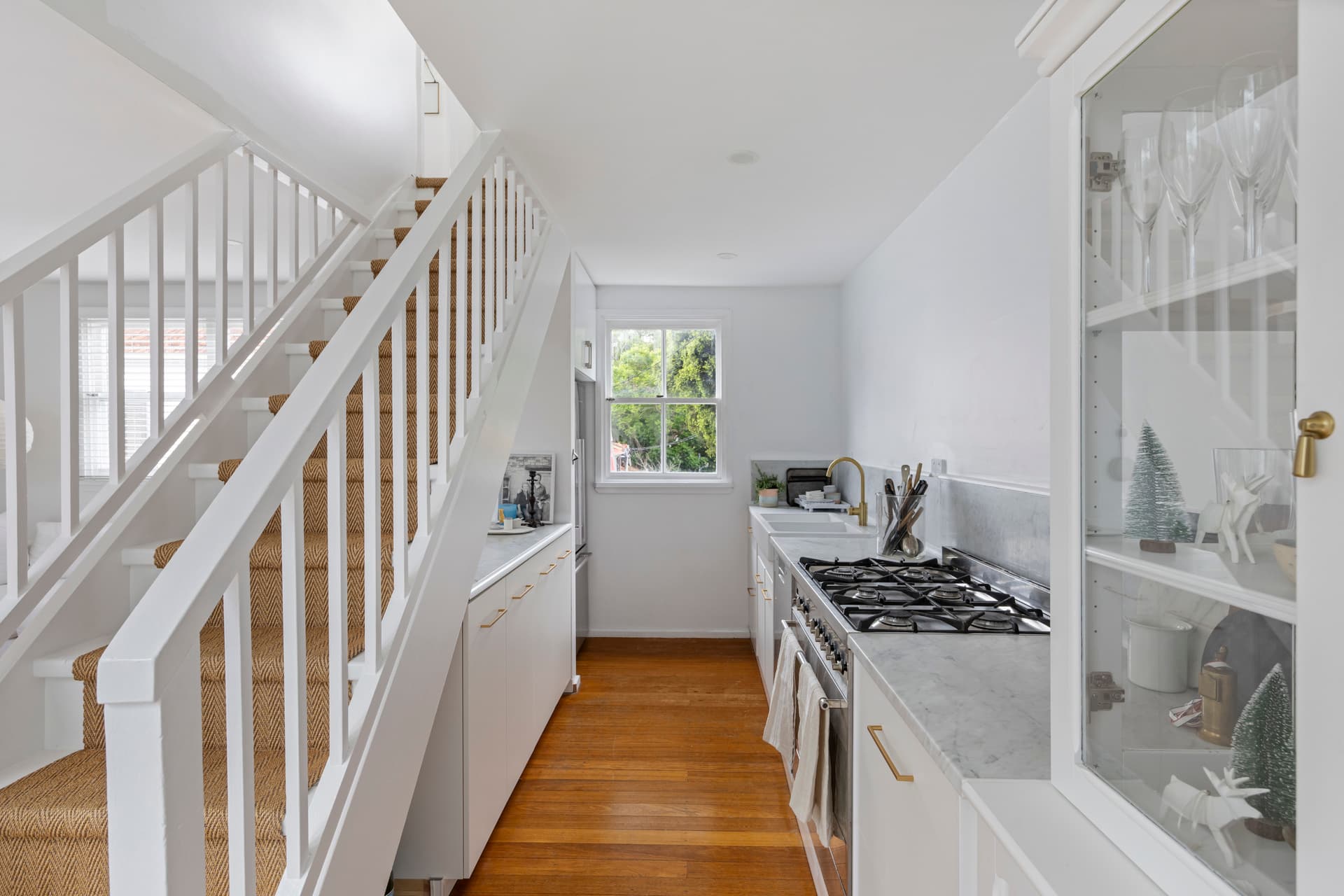 5 Sutherland Avenue, Paddington, Paddington - Thumbnail 2