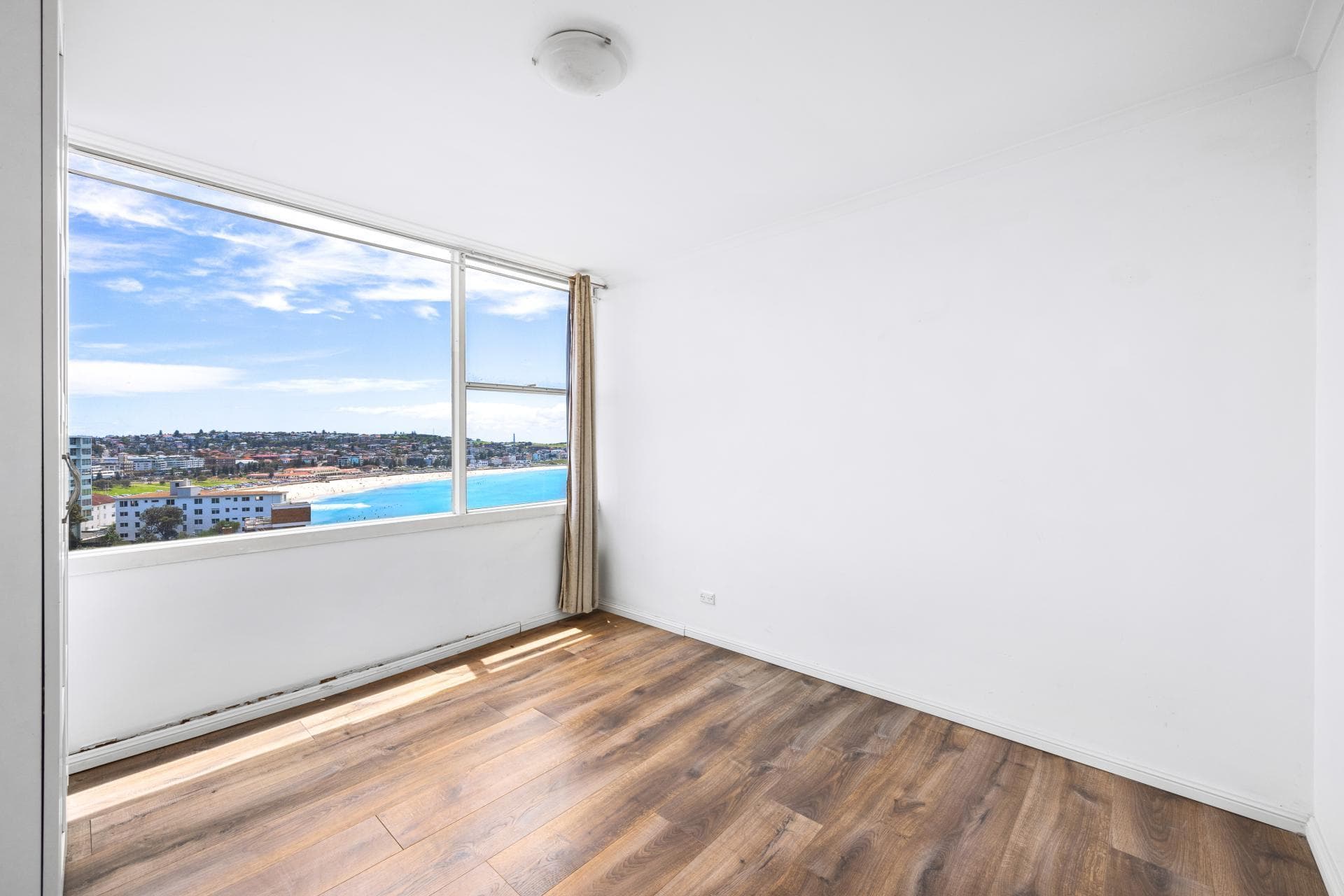 28/24 Sandridge Street, Bondi, Bondi - Image 1