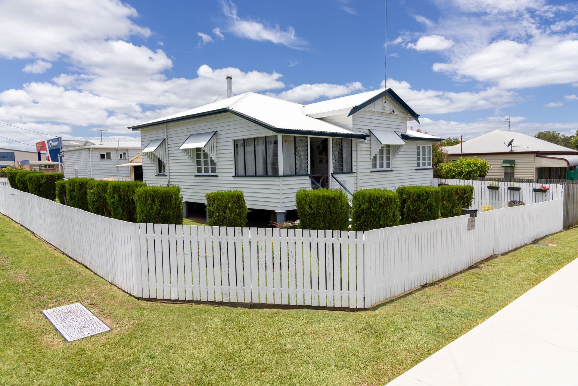 6 Alfred Street, Nanango, QLD, 4615, Nanango - Thumbnail 2