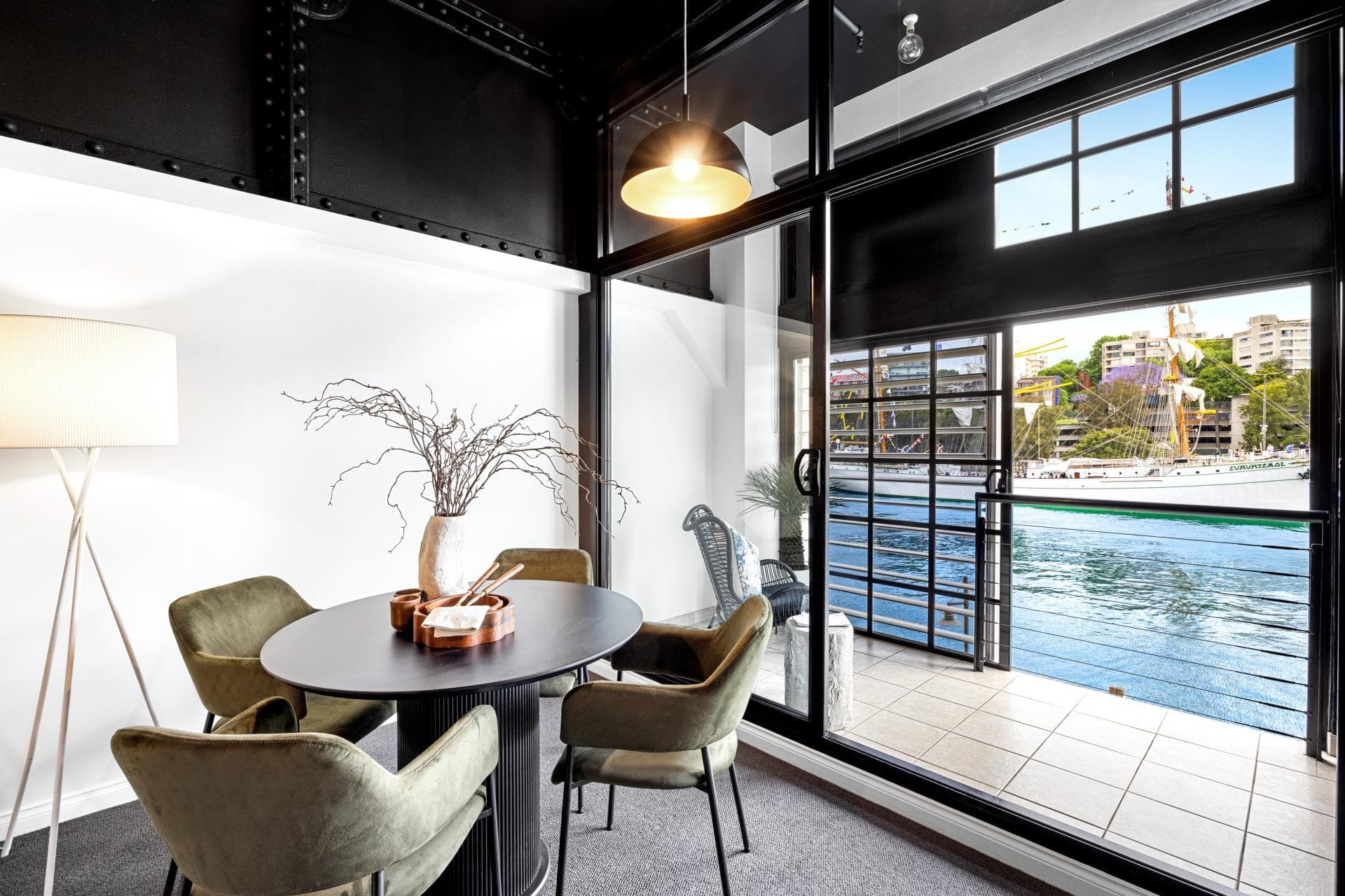 332/6E Cowper Wharf Roadway, Woolloomooloo, Woolloomooloo - Thumbnail 8