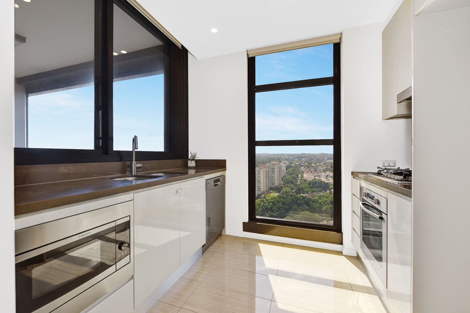 2215/20 Gadigal Avenue, Zetland, NSW, 2017, Zetland - Thumbnail 3