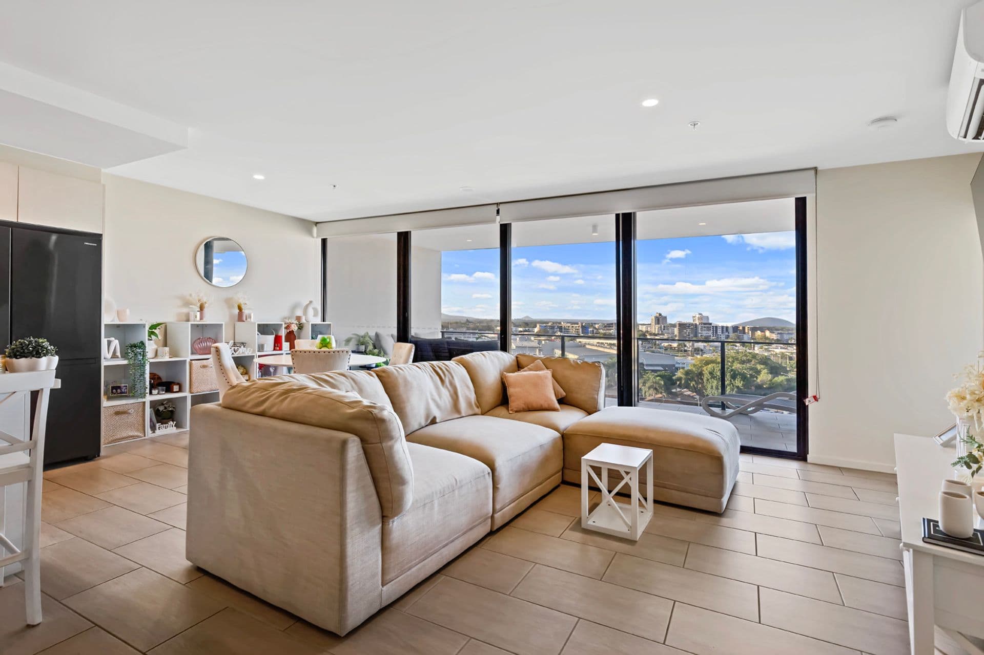 909/9 Market Lane, Maroochydore, QLD, 4558, Maroochydore - Thumbnail 2