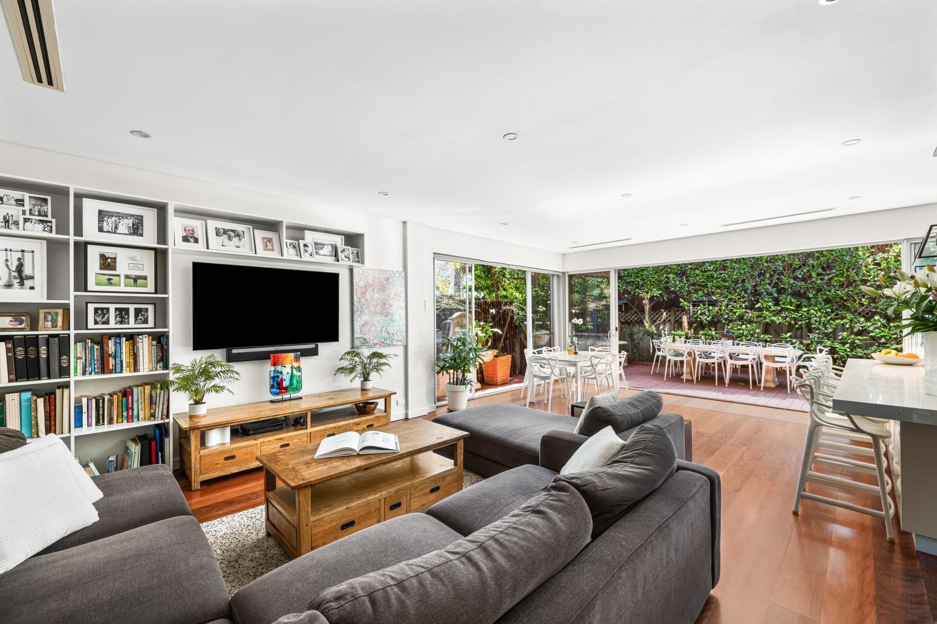 8 Cables  Place, Waverley, Waverley - Image 1