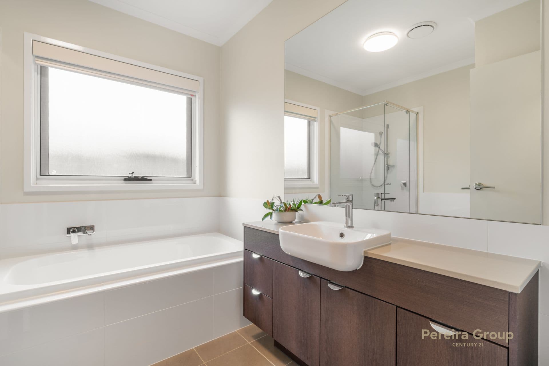8 Orchard Avenue, Cobbitty, NSW, 2570, Cobbitty - Thumbnail 6