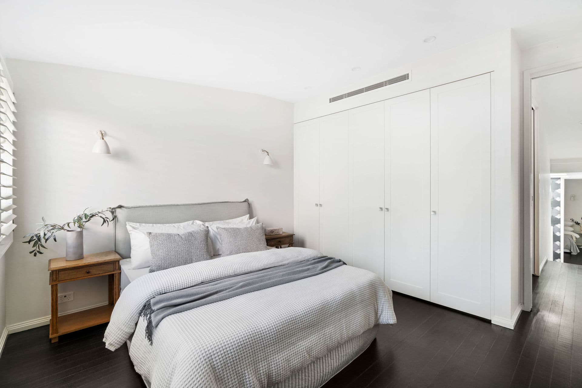 52 Underwood  Street, Paddington, Paddington - Thumbnail 2