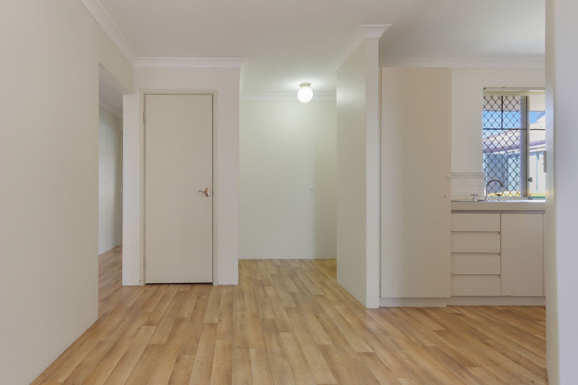 8/2 Dowling Street, Rockingham, WA, 6168, Rockingham - Thumbnail 7