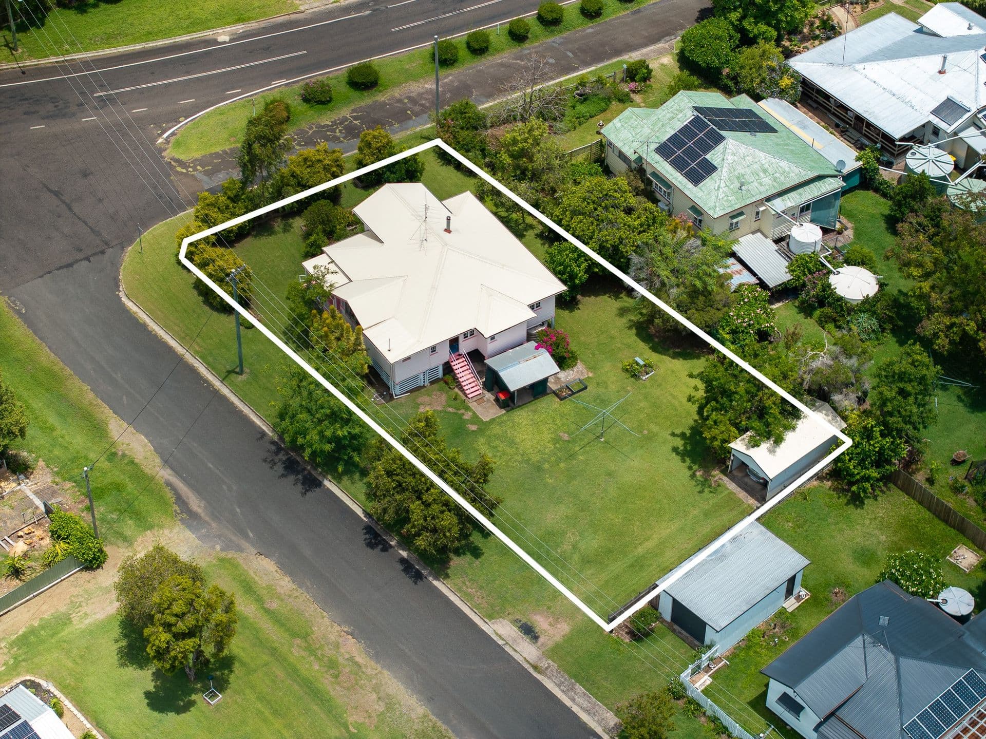 9 Wondai Road, Proston, QLD, 4613, Proston - Thumbnail 2