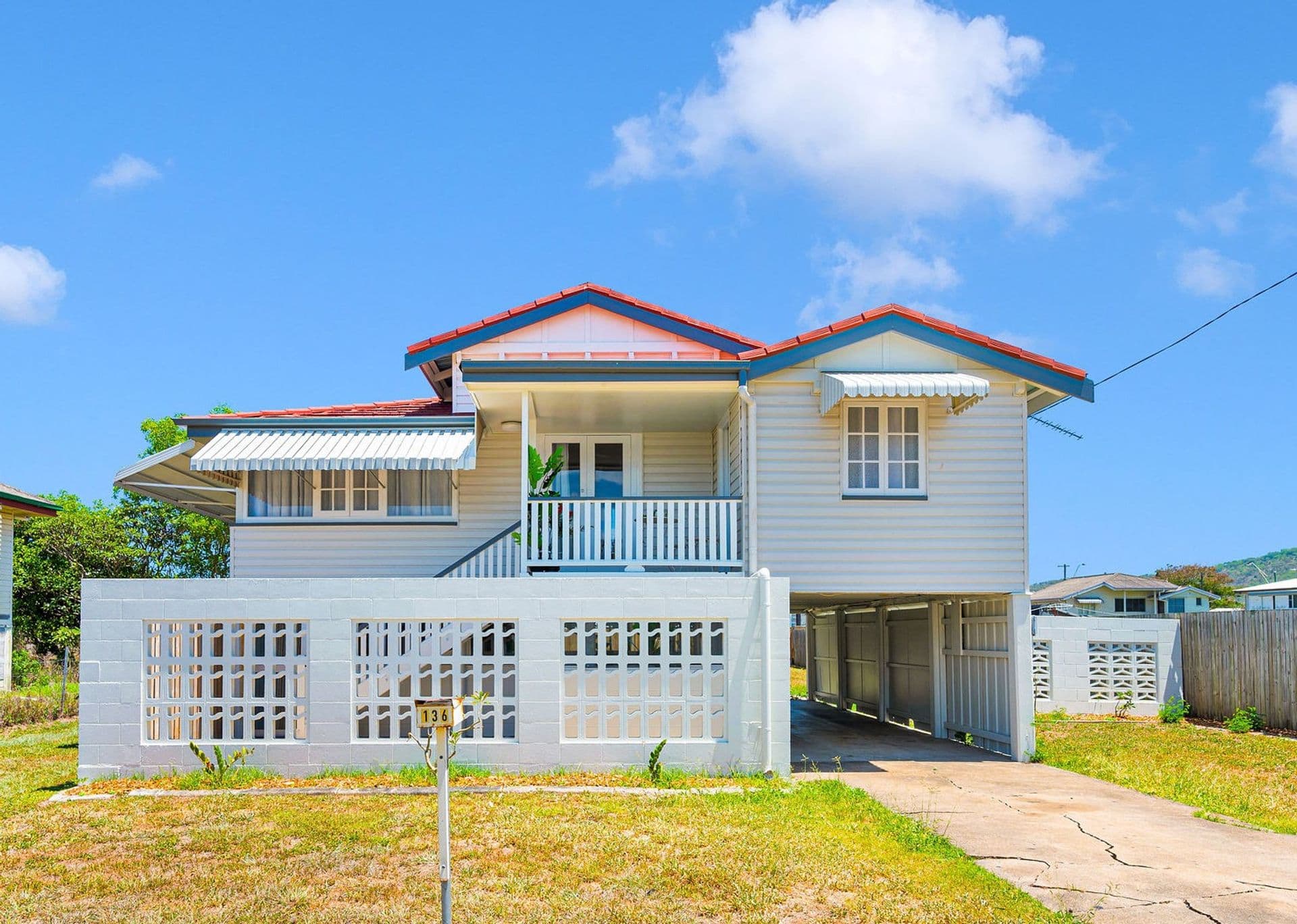 136 Howlett Street, Currajong, QLD, 4812, Currajong - Thumbnail 2