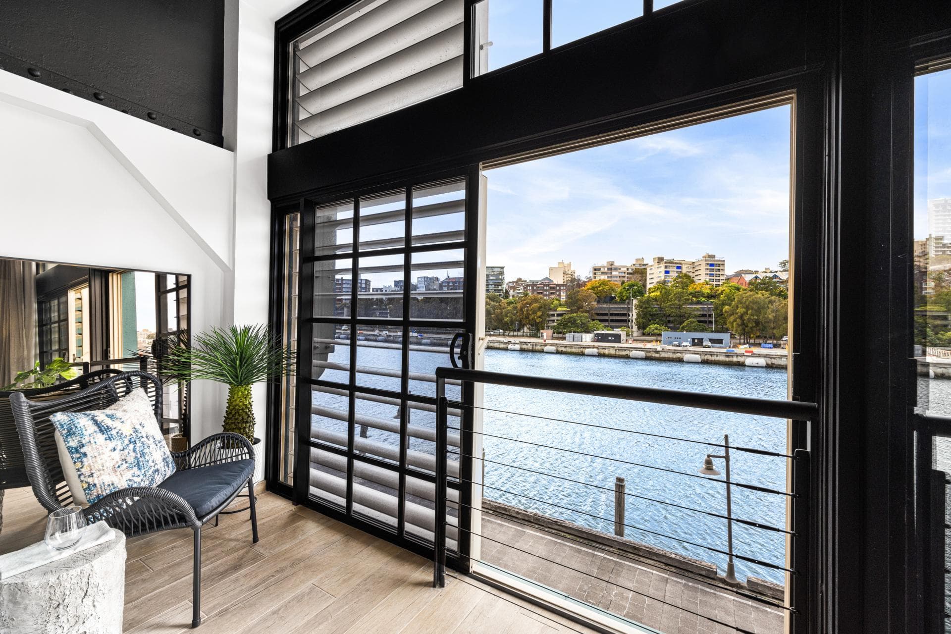335/6E Cowper Wharf Roadway, Woolloomooloo, Woolloomooloo - Thumbnail 7