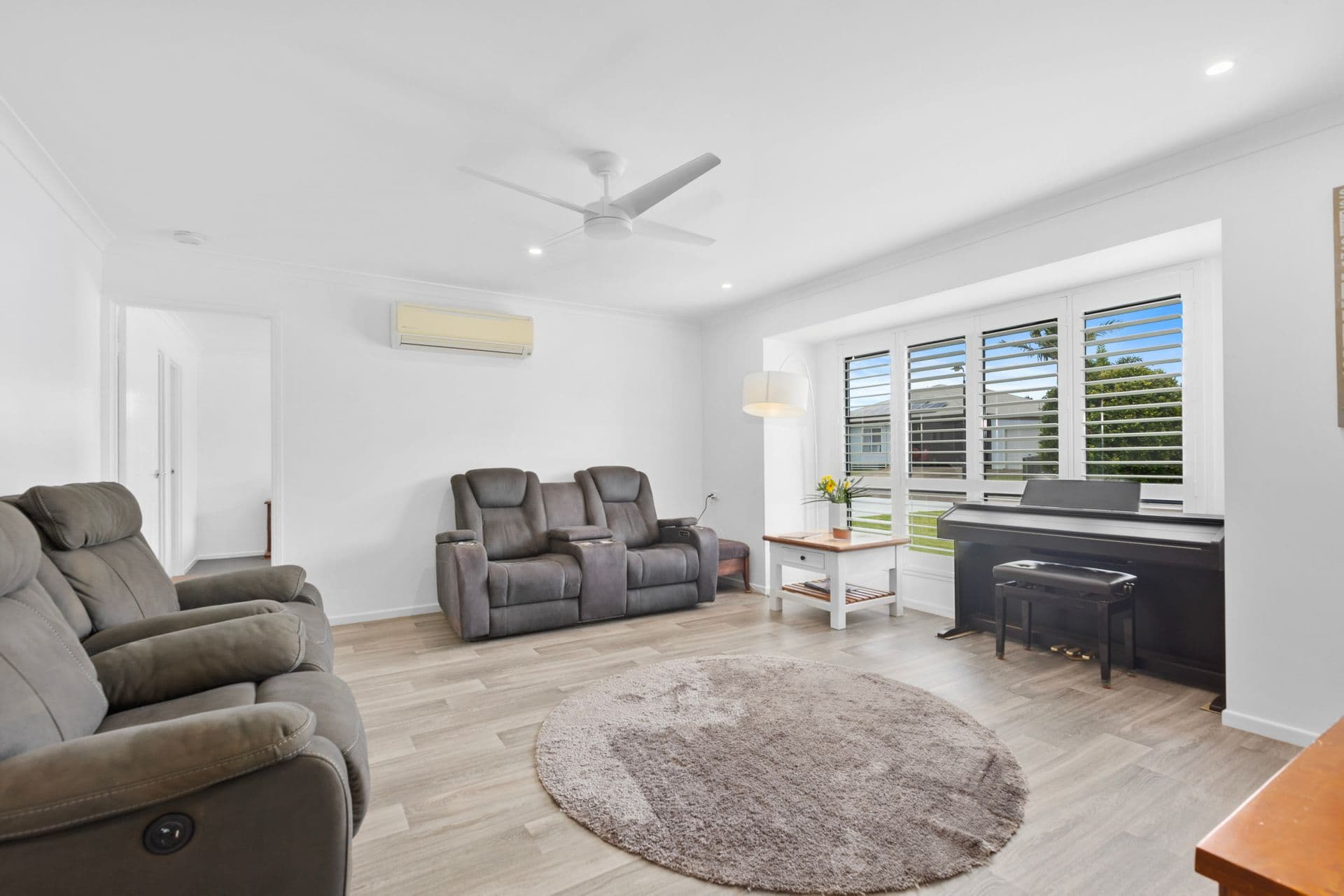 7 Environs Avenue, Cooloola Cove, QLD, 4580, Cooloola Cove - Thumbnail 2