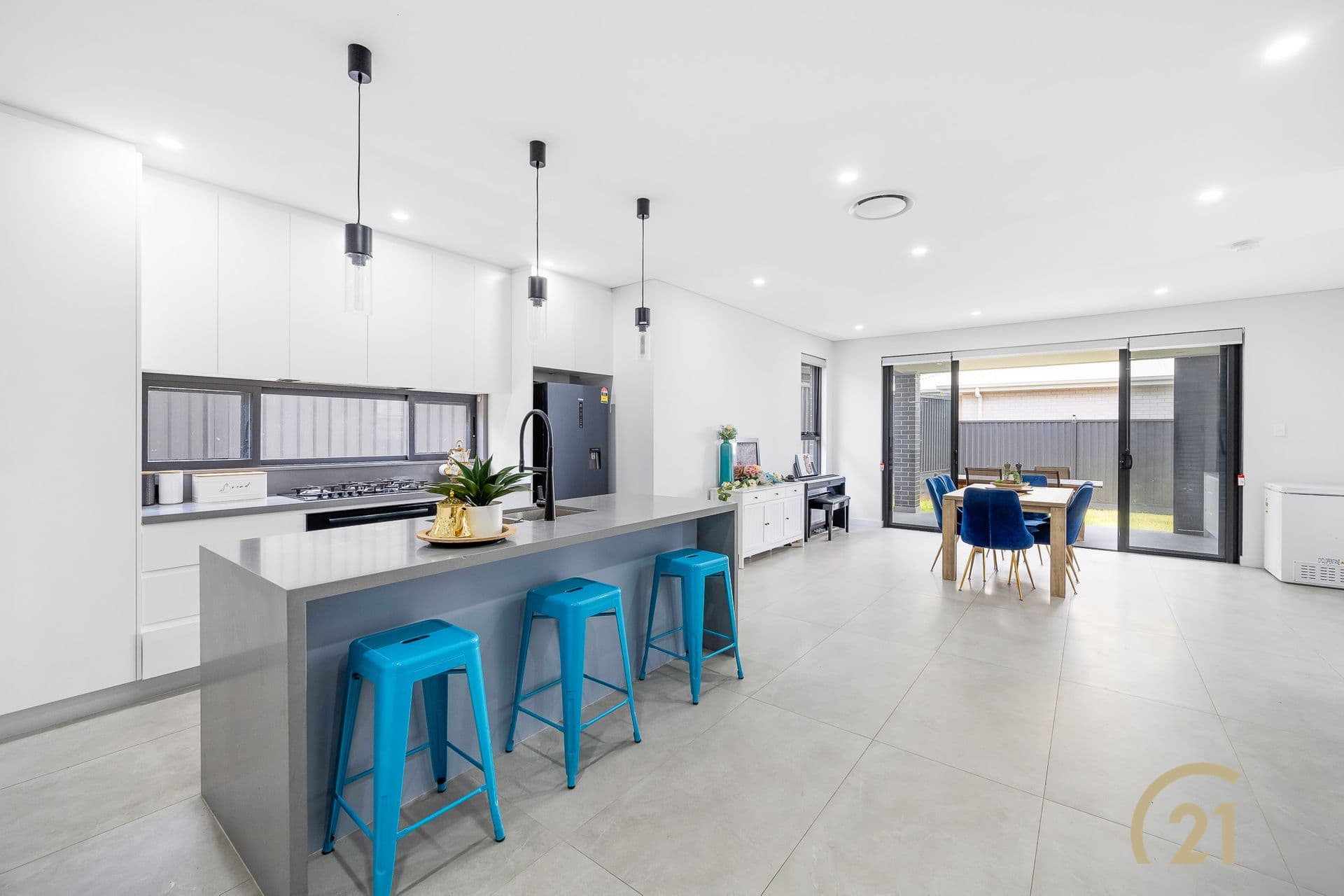 1/95-97 Ware Street, Fairfield, NSW, 2165, Gregory Hills - Thumbnail 2