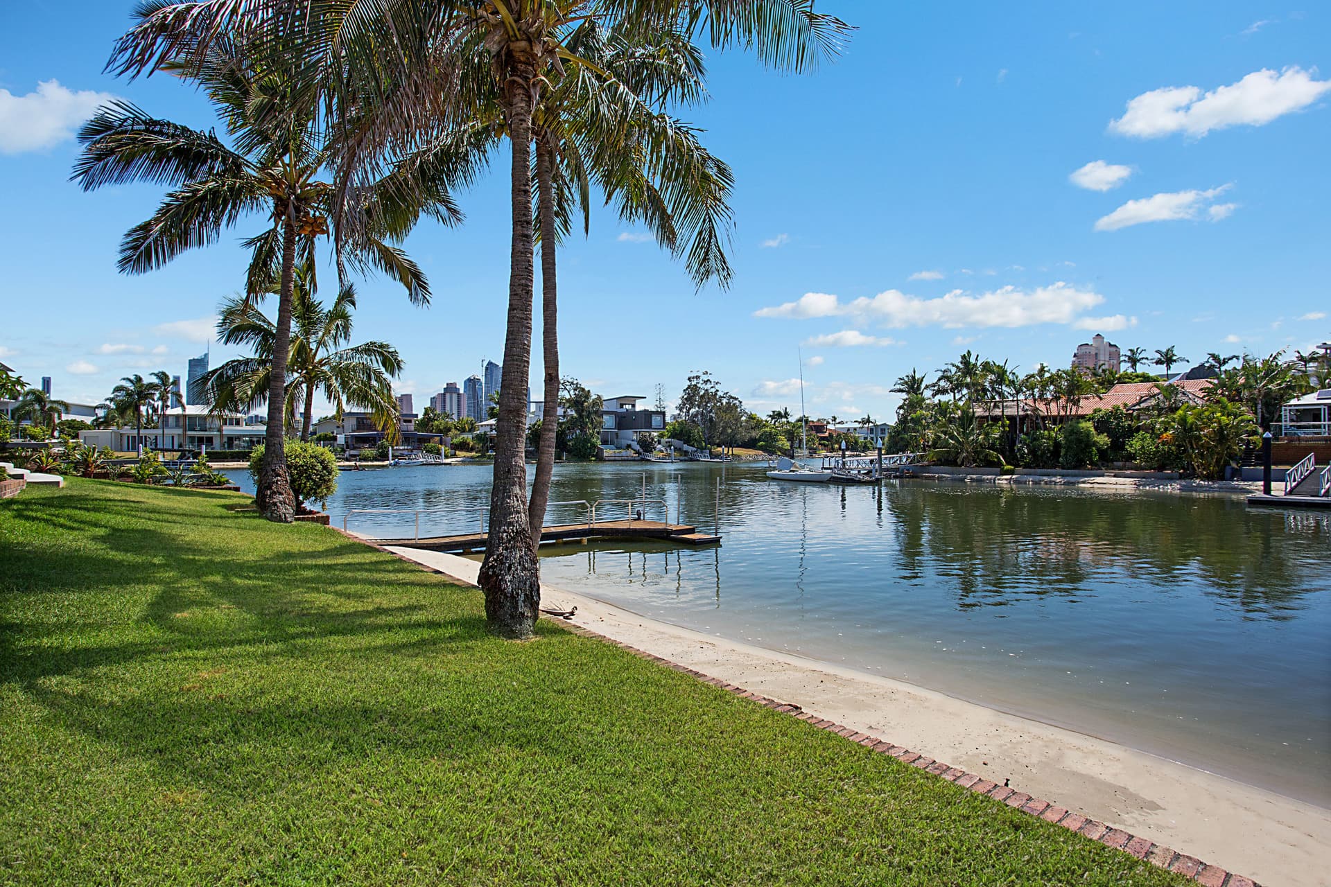 1/16 Beach Street, Clovelly, Broadbeach Waters - Thumbnail 3