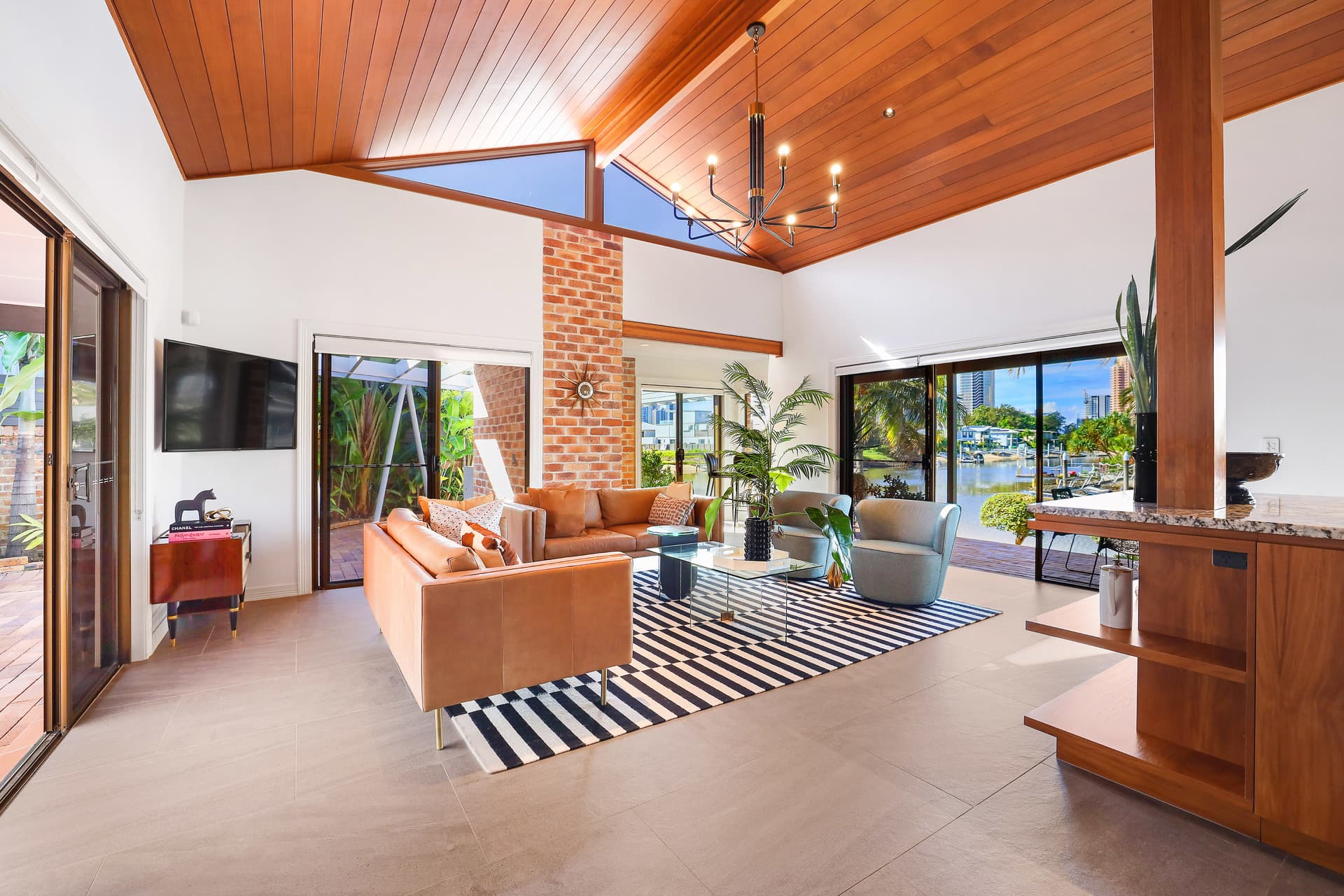 1/16 Beach Street, Clovelly, Broadbeach Waters - Thumbnail 6