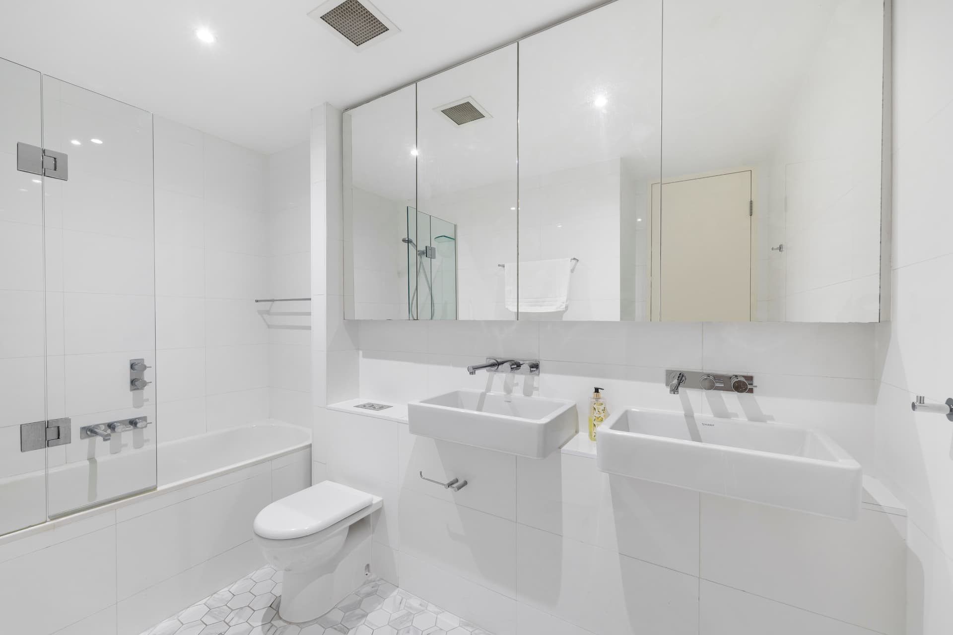404B/260 Anzac Parade, Kensington, Kensington - Image 1