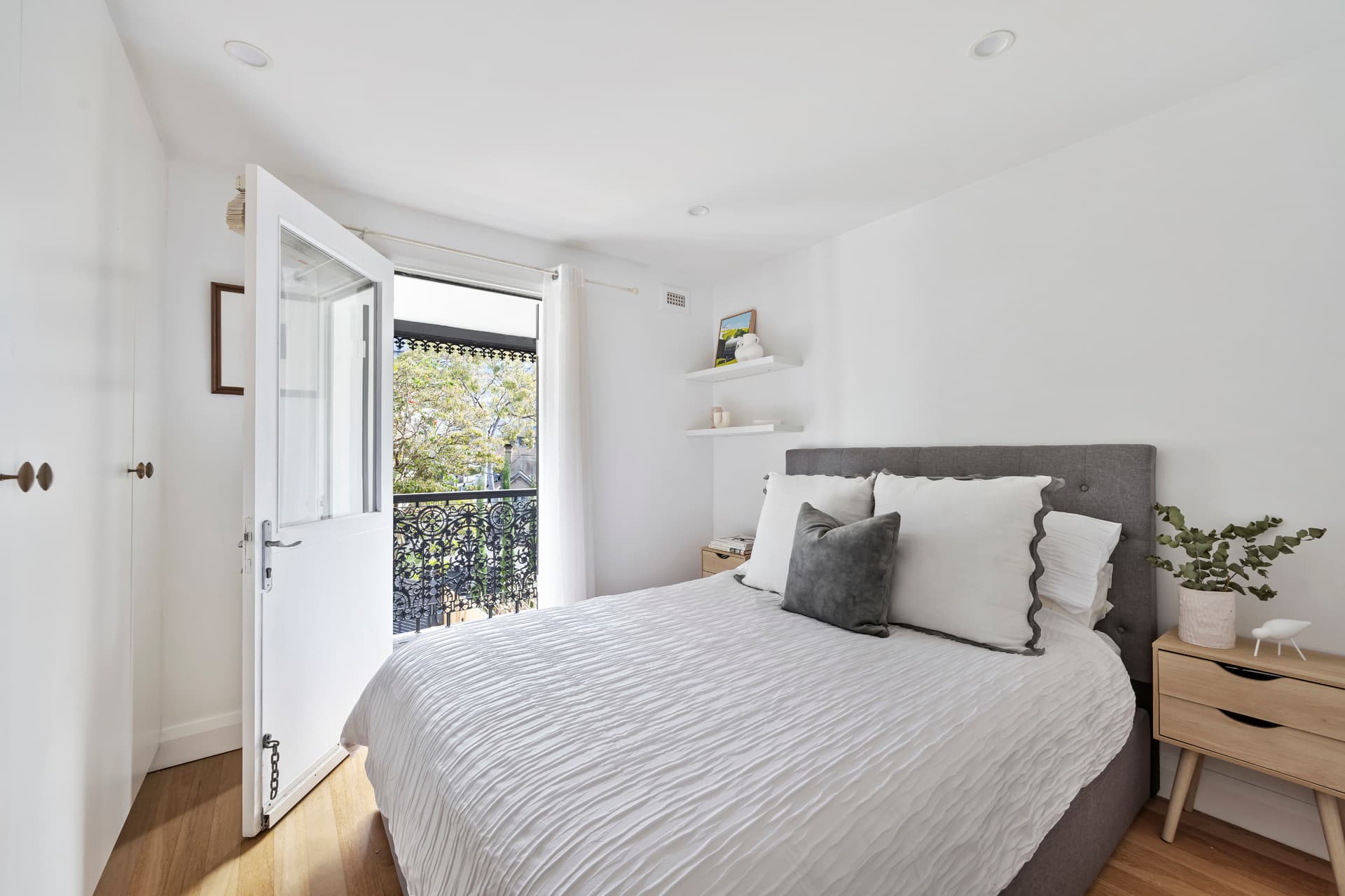 55 Comber Street, Paddington, Paddington - Thumbnail 2
