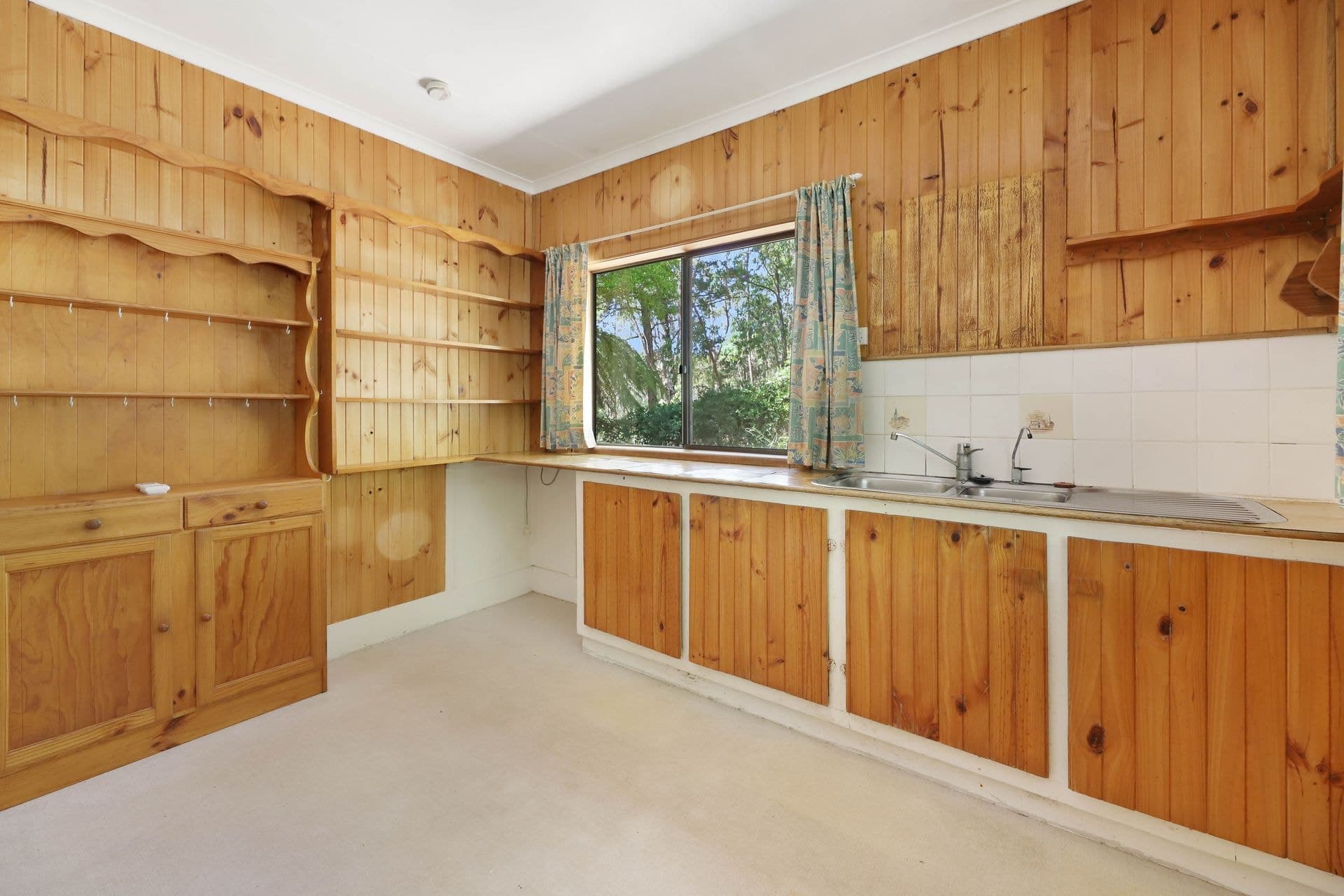 79 Winbourne Road, Hazelbrook, NSW, 2779, Hazelbrook - Thumbnail 4