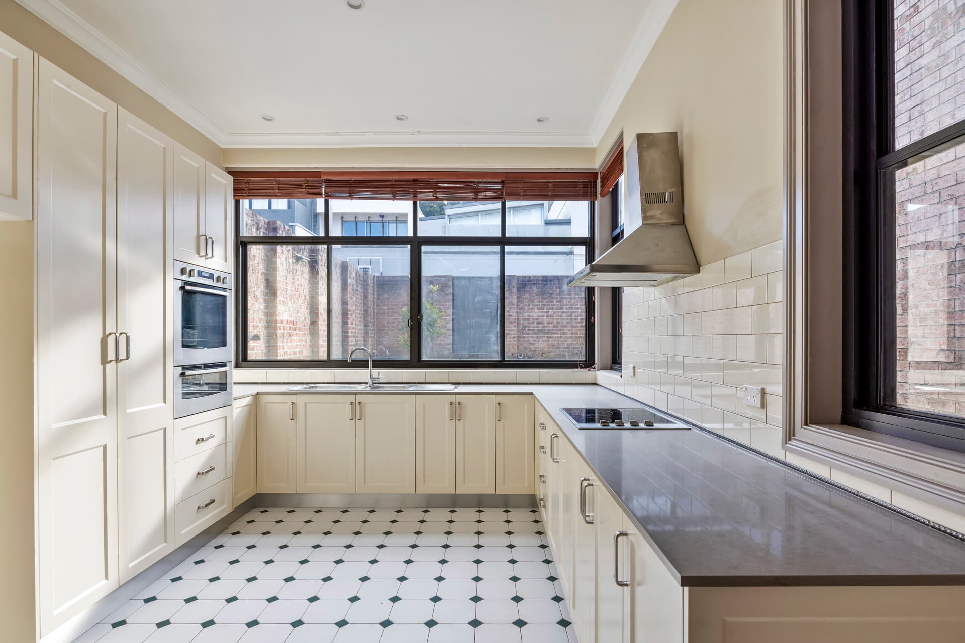 179 Denison Street, Queens Park, Queens Park - Thumbnail 8