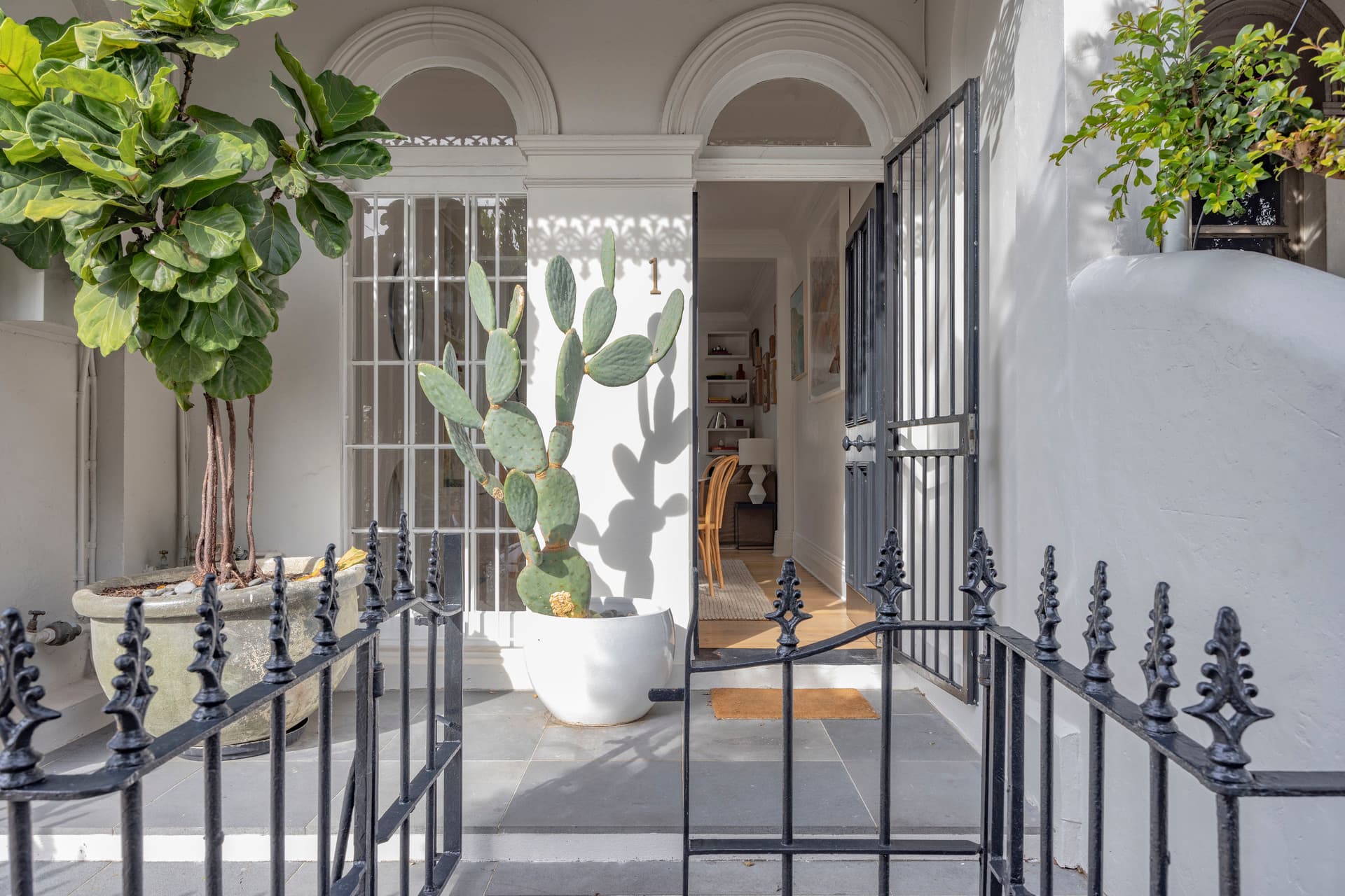 1 Duxford  Street, Paddington, Paddington - Thumbnail 2