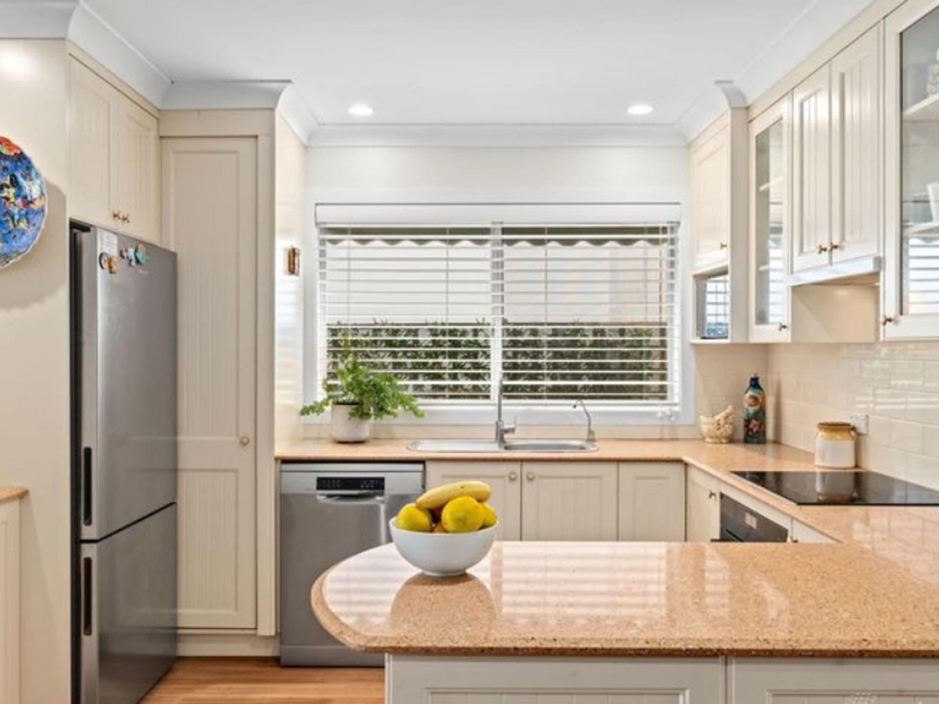 2/275 Ocean View Road Ettalong Beach, Ettalong Beach, NSW, 2257, Umina Beach - Thumbnail 2