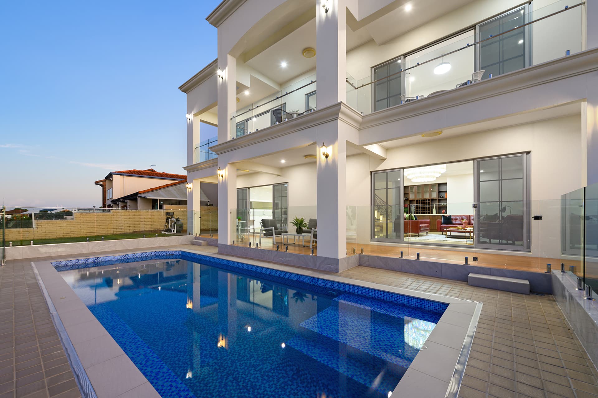 22 Erave Avenue, Runaway Bay, QLD, 4216, Runaway Bay - Thumbnail 3